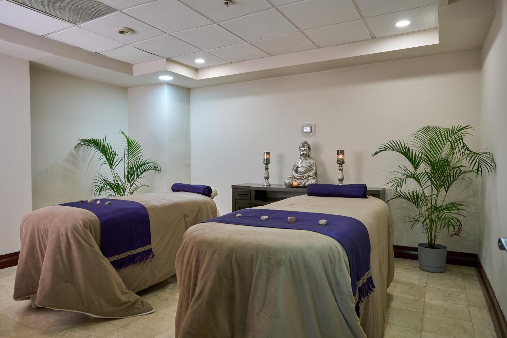 By Ihg Hotel 3*