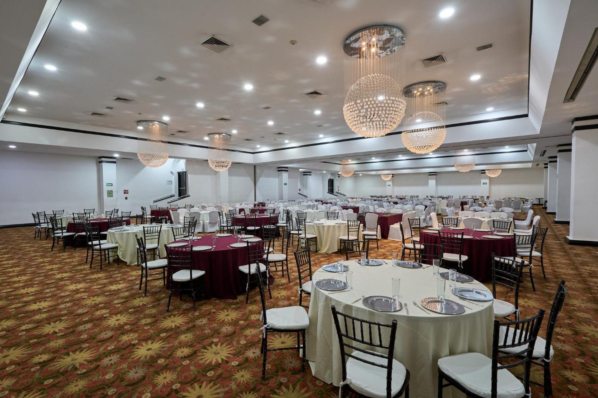 Hotel By Ihg 3*