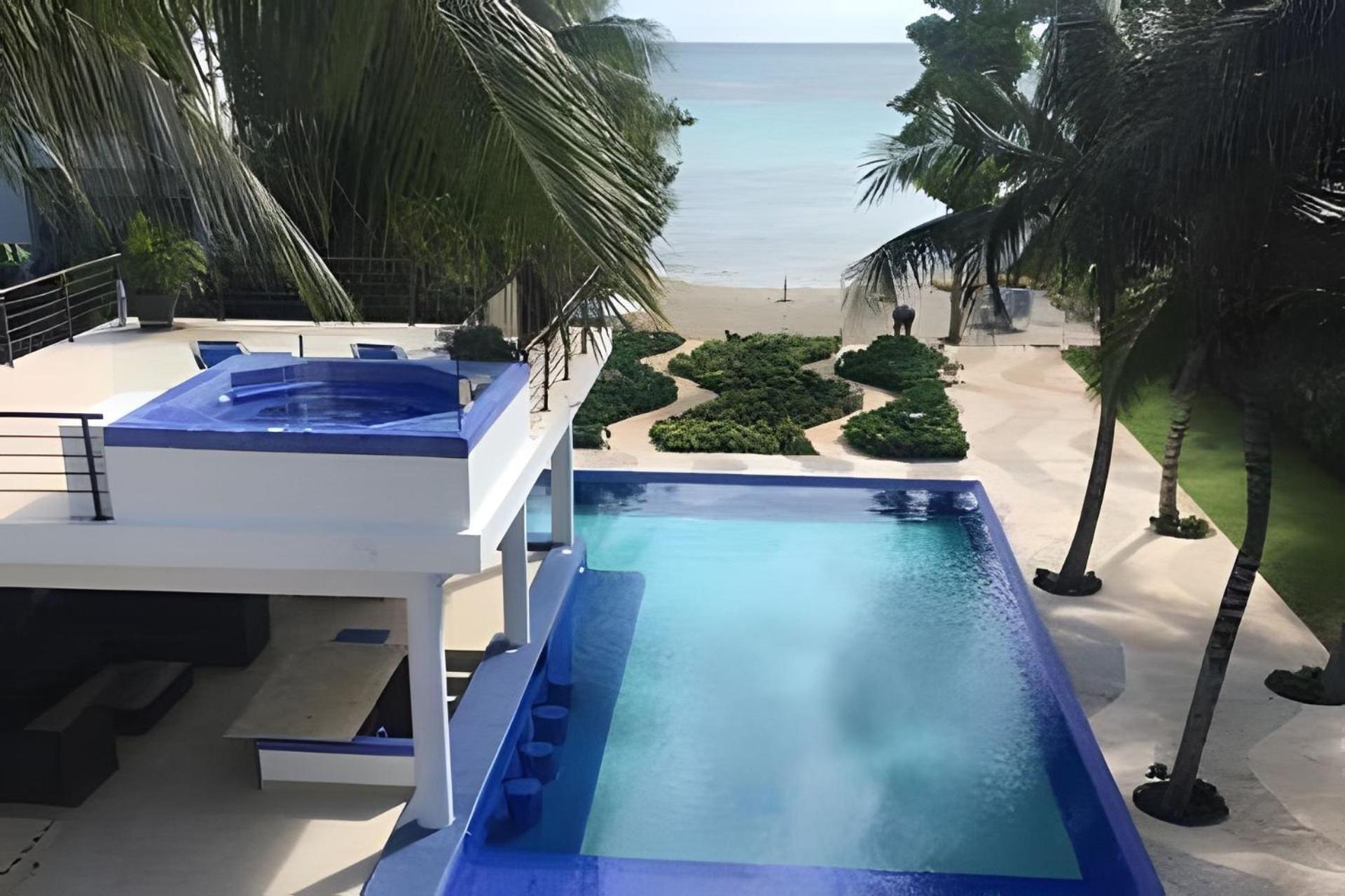 Resort 13bdr Bellamar - Private Chef - Beachfront - Weddings-business Retreats-golf-family Akumal