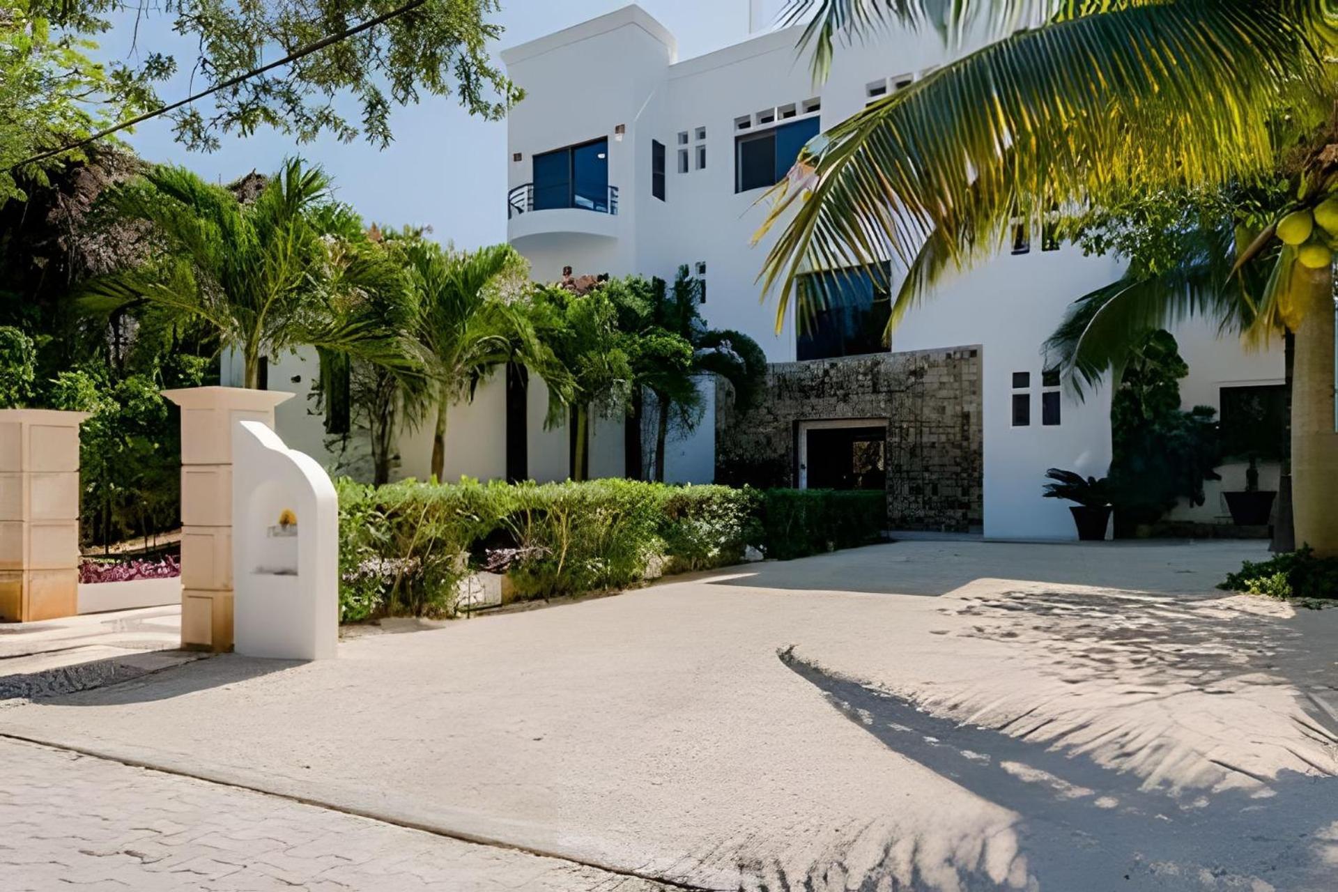 13bdr Bellamar - Private Chef - Beachfront - Weddings-business Retreats-golf-family *