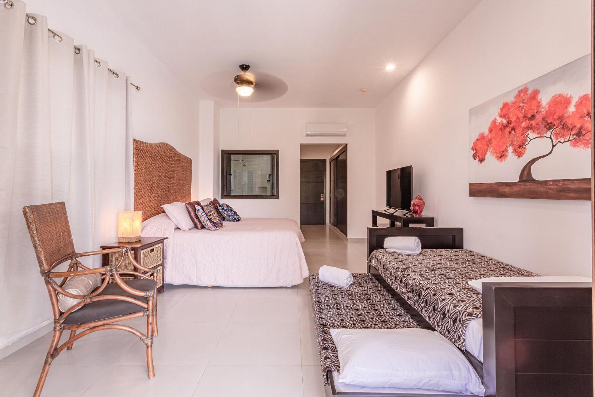 13bdr Bellamar - Private Chef - Beachfront - Weddings-business Retreats-golf-family Resort Akumal