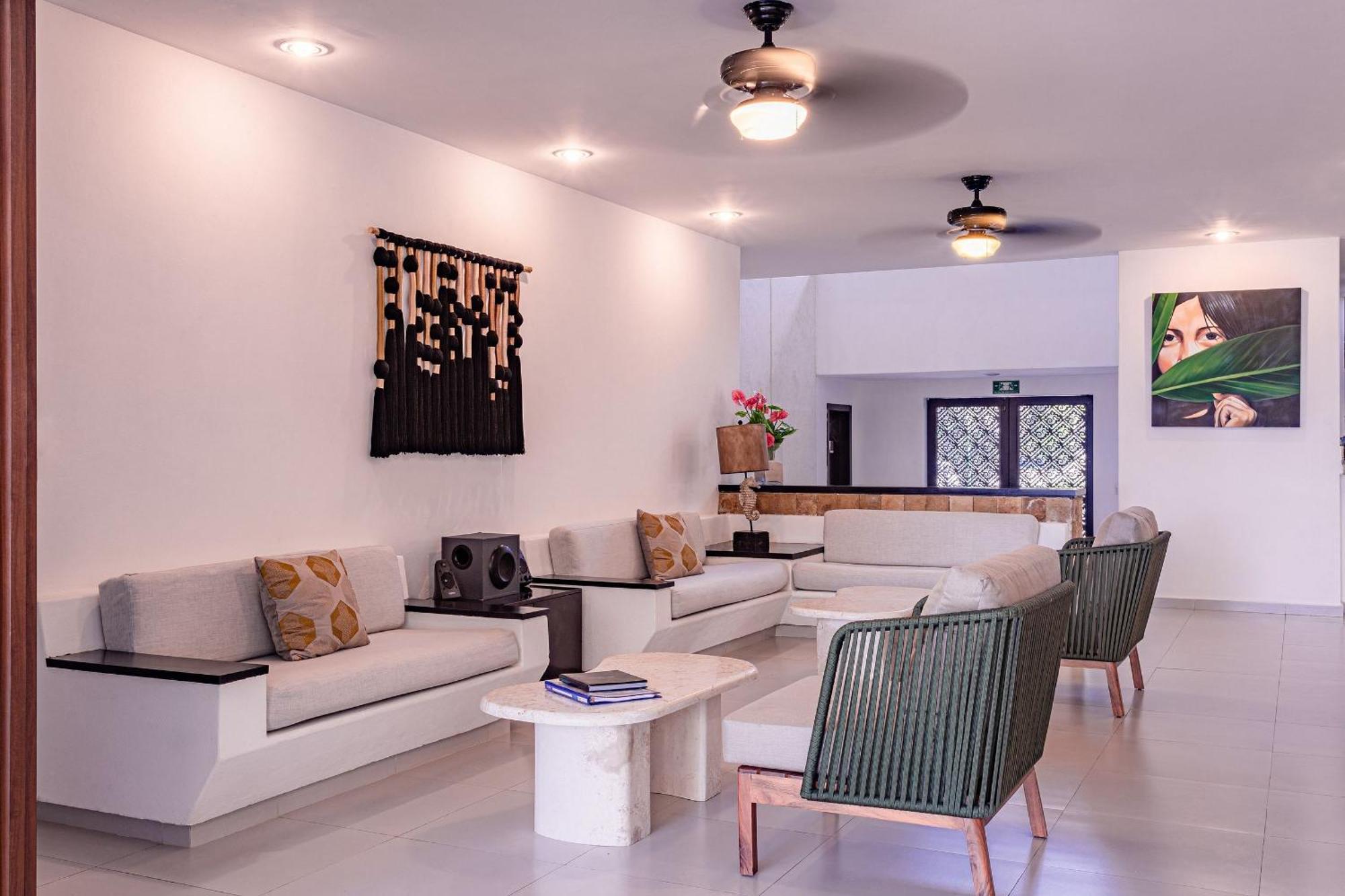 13bdr Bellamar - Private Chef - Beachfront - Weddings-business Retreats-golf-family Resort Akumal