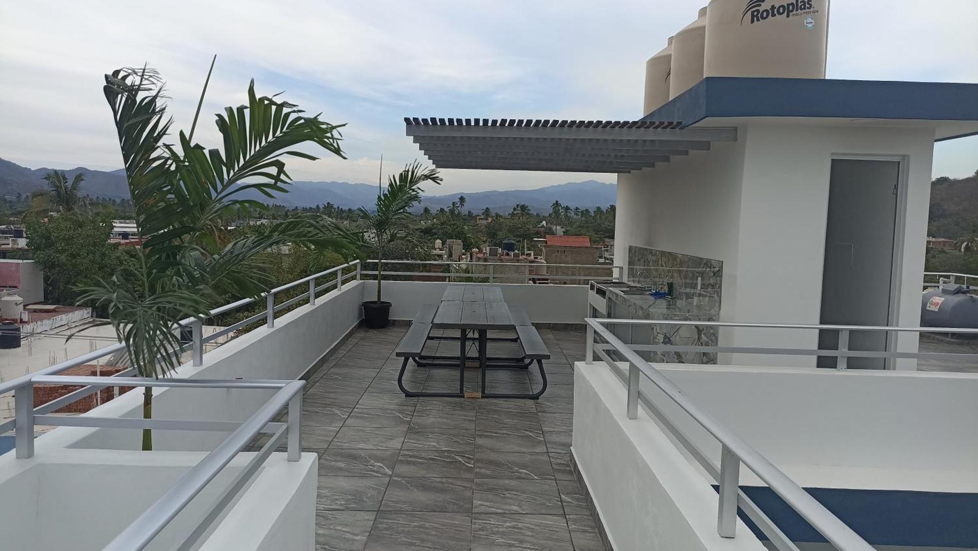 Hotel 5 Vista Tropical