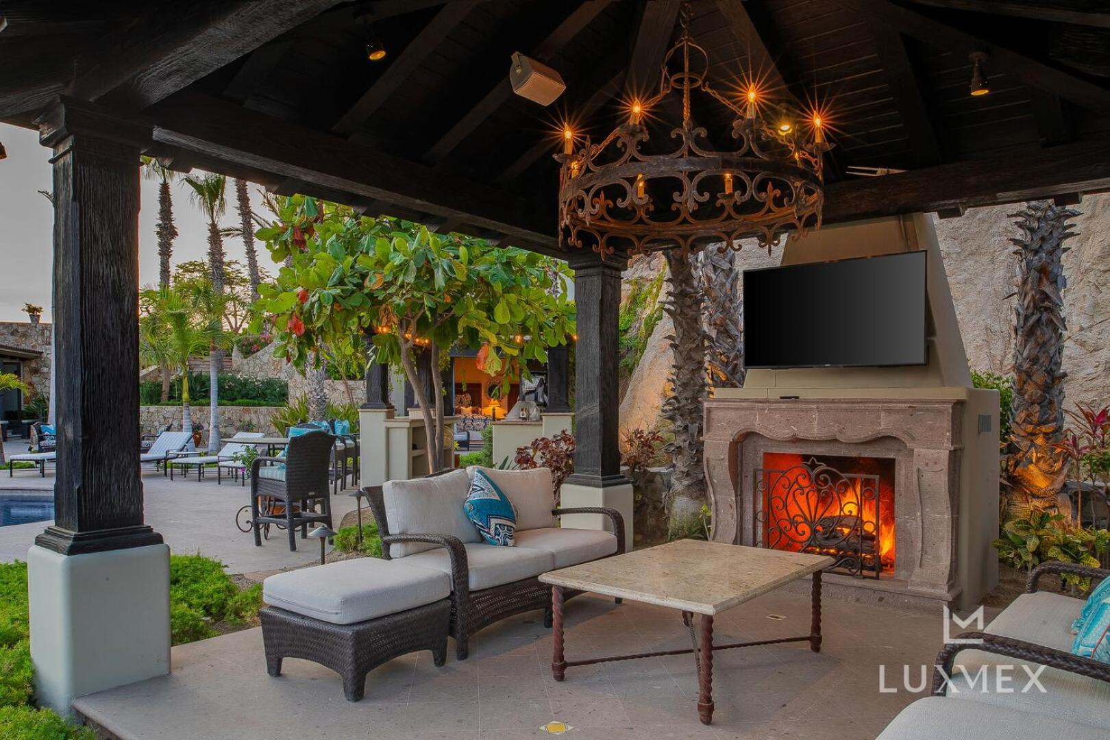 Villa Del Mar Fully Staffed And Access To Golf & Palmilla Dunes Club