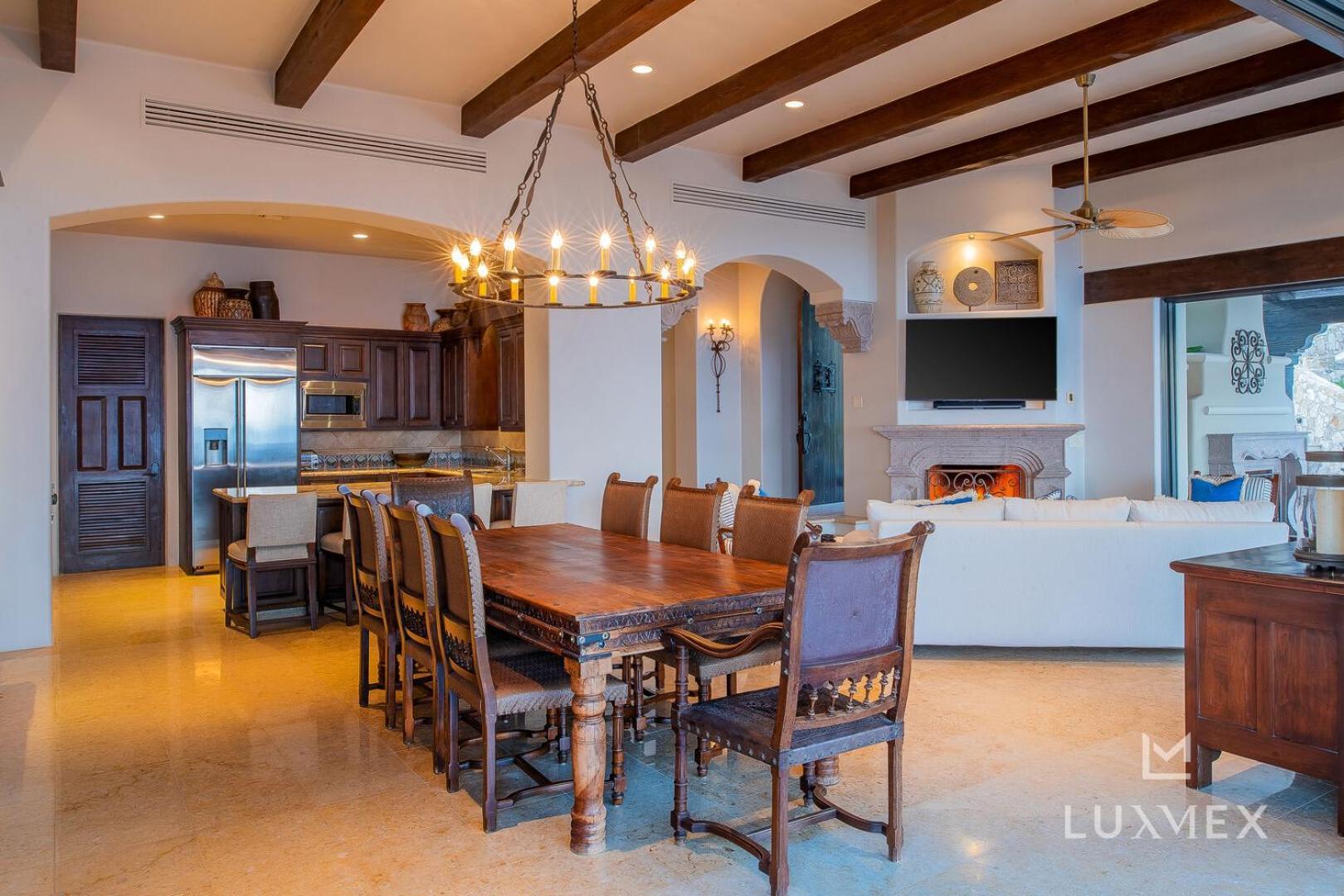 Villa Del Mar Fully Staffed And Access To Golf & Palmilla Dunes Club