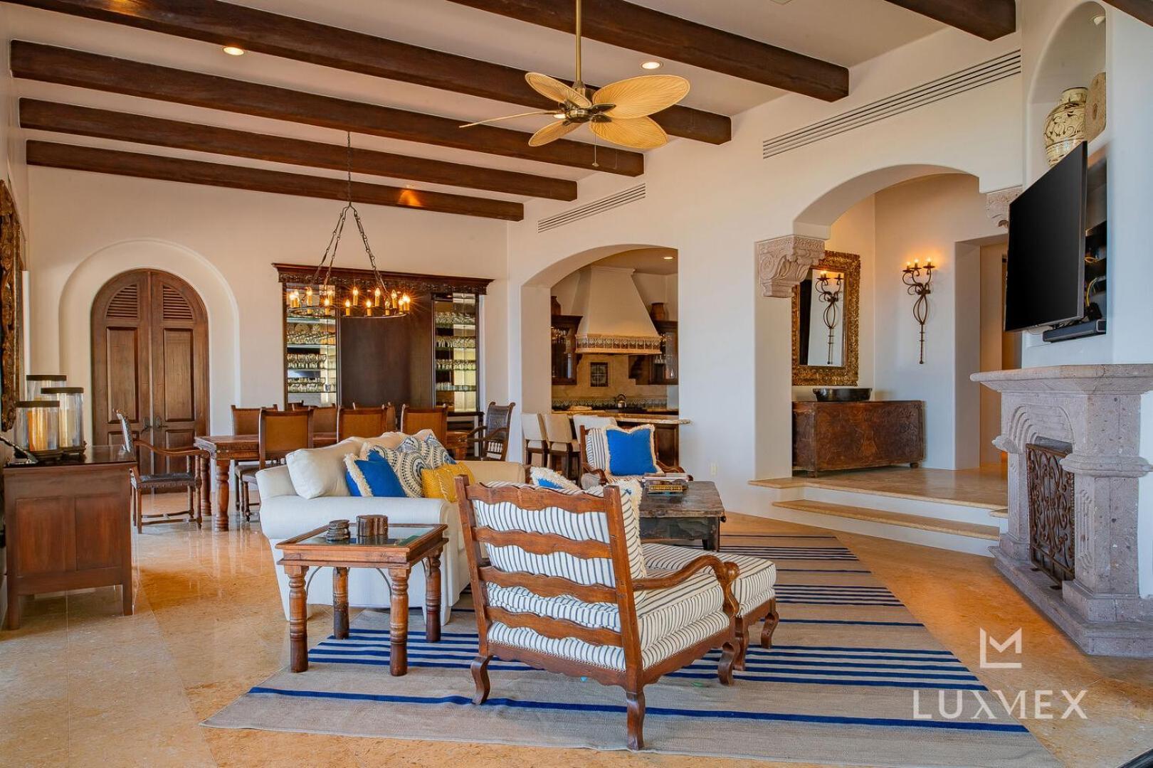 Del Mar Fully Staffed And Access To Golf & Palmilla Dunes Club *