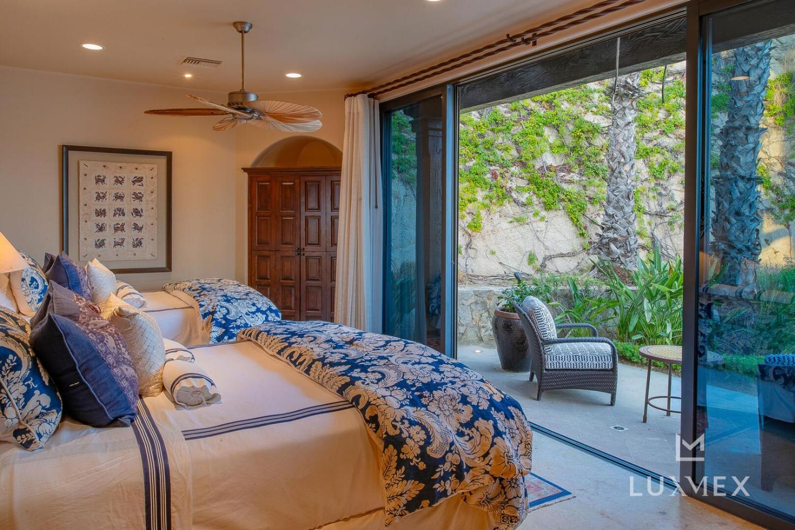 Del Mar Fully Staffed And Access To Golf & Palmilla Dunes Club Villa