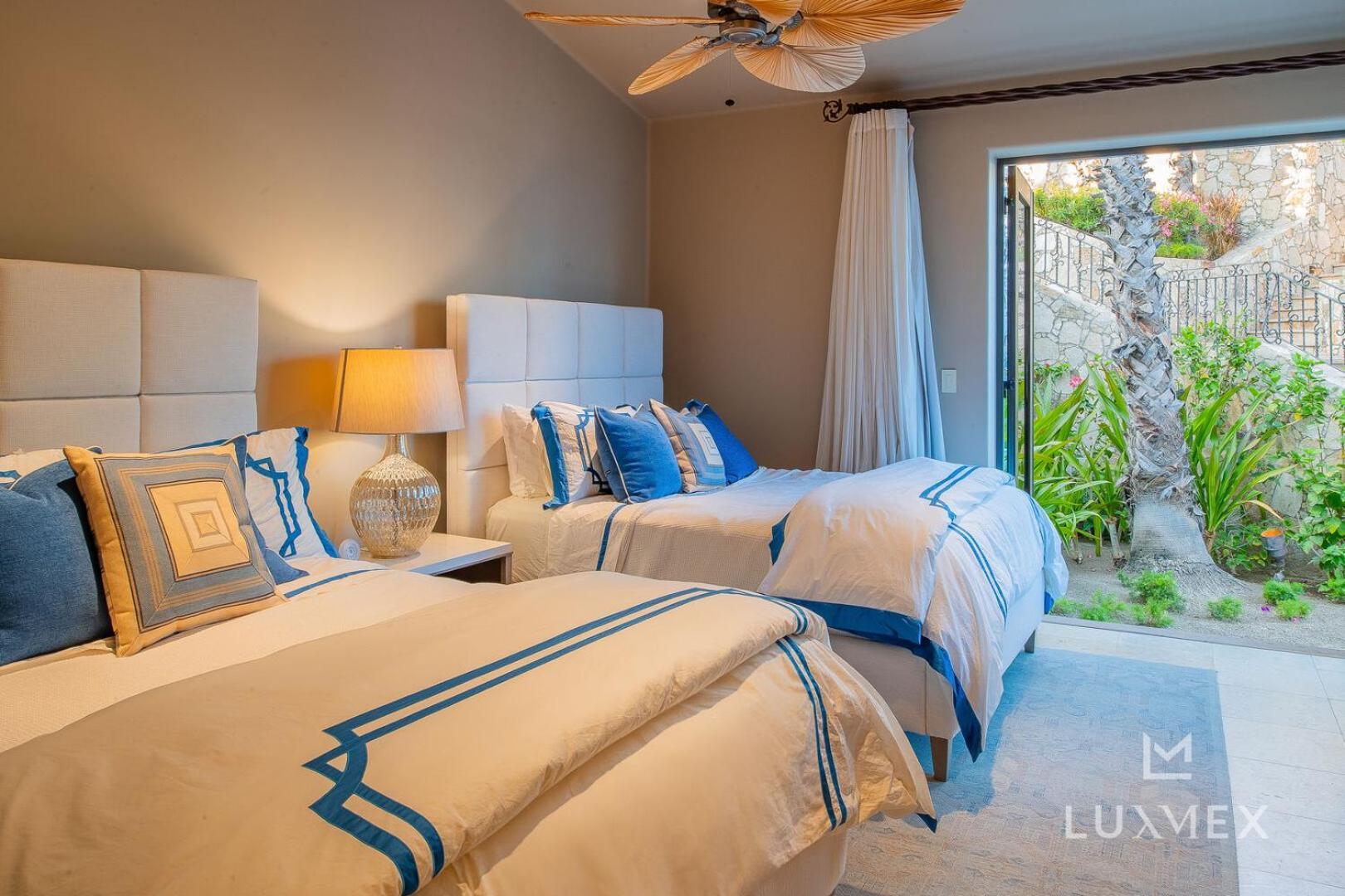 Del Mar Fully Staffed And Access To Golf & Palmilla Dunes Club