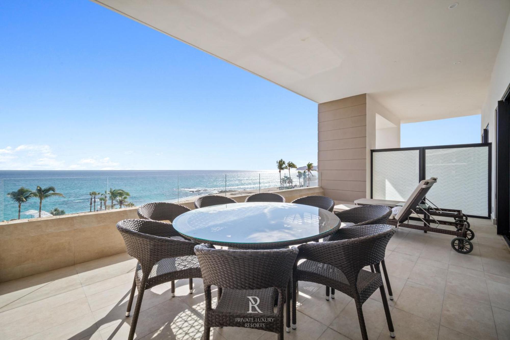 Two Bedroom Ocean-front - La Valencia *