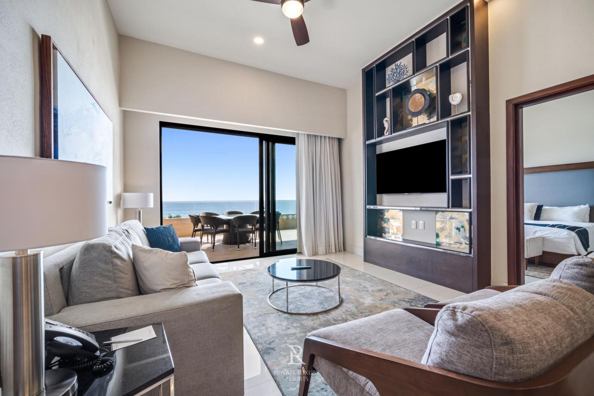 Two Bedroom Ocean-front - La Valencia
