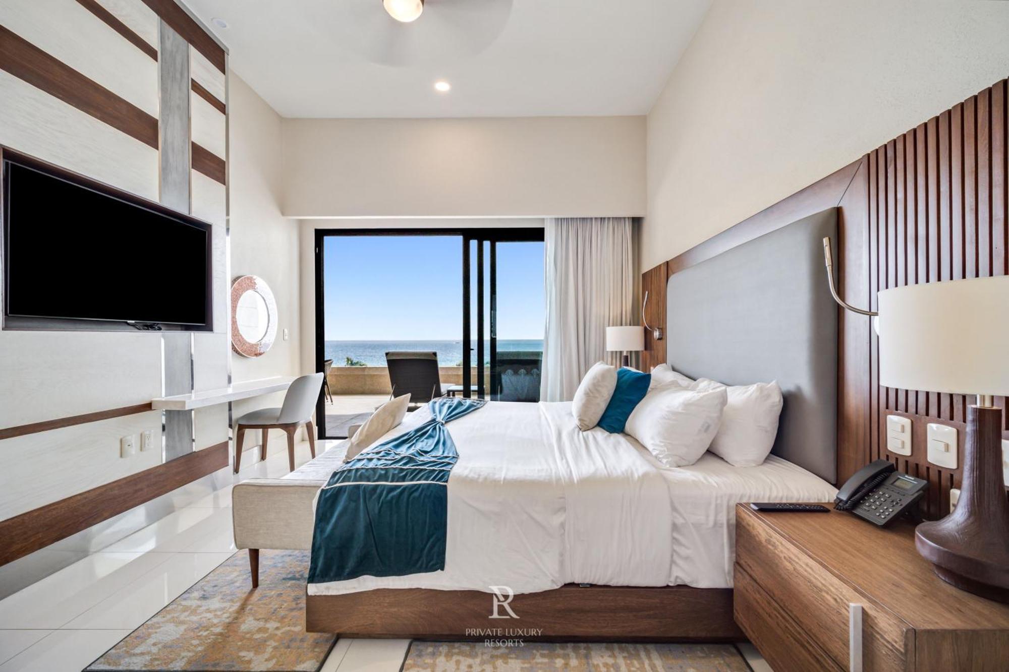Resort Two Bedroom Ocean-front - La Valencia