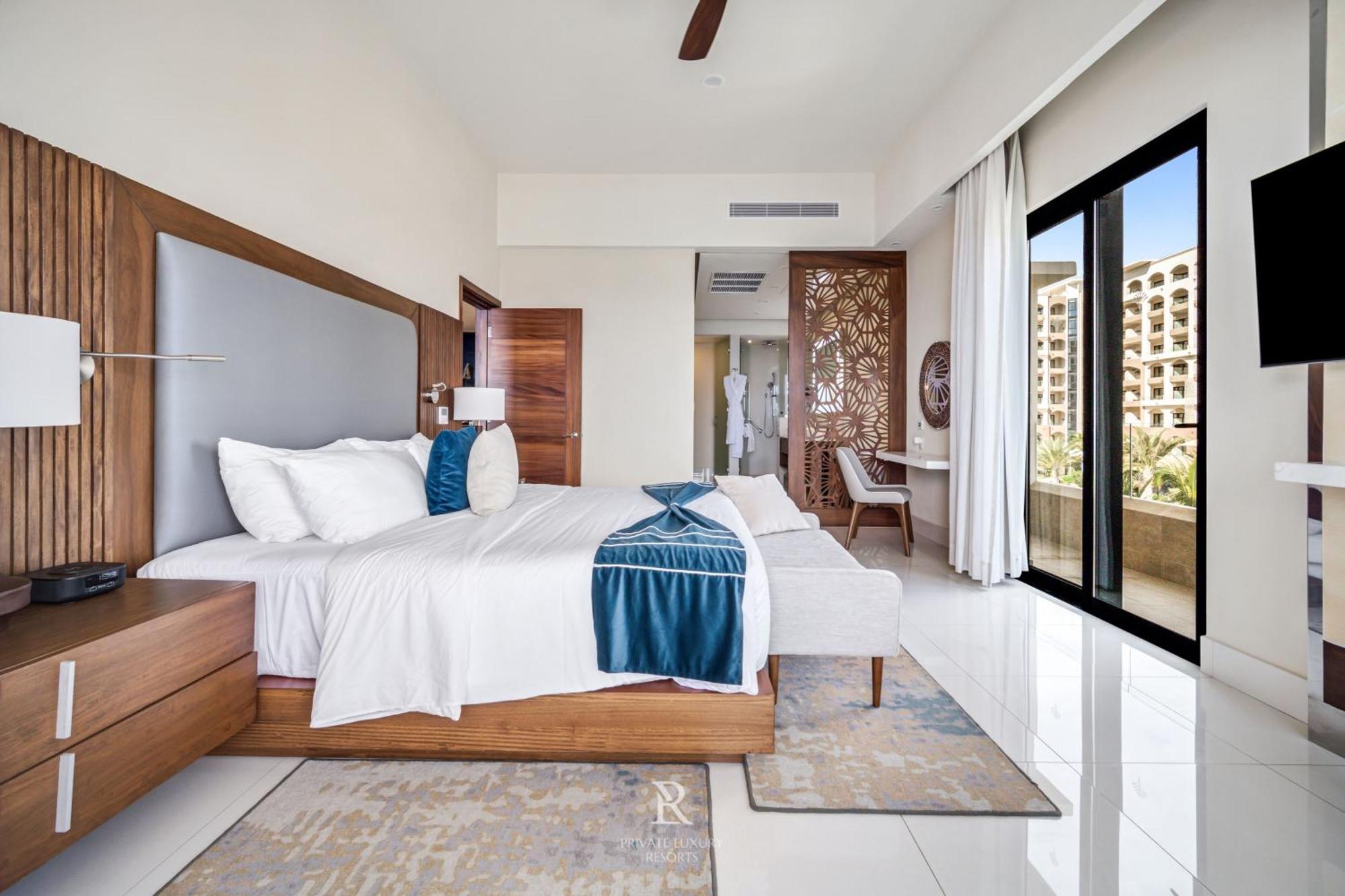Resort Two Bedroom Ocean-front - La Valencia Cabo San Lucas