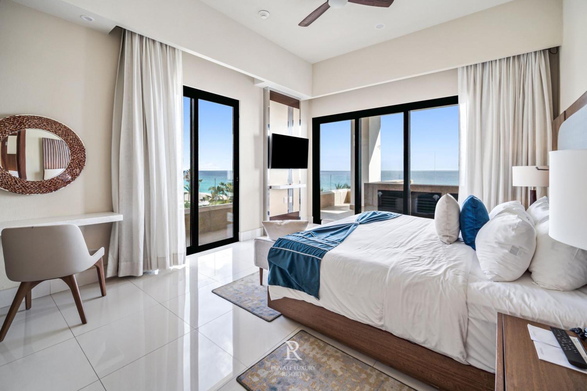 Resort Two Bedroom Ocean-front - La Valencia Cabo San Lucas