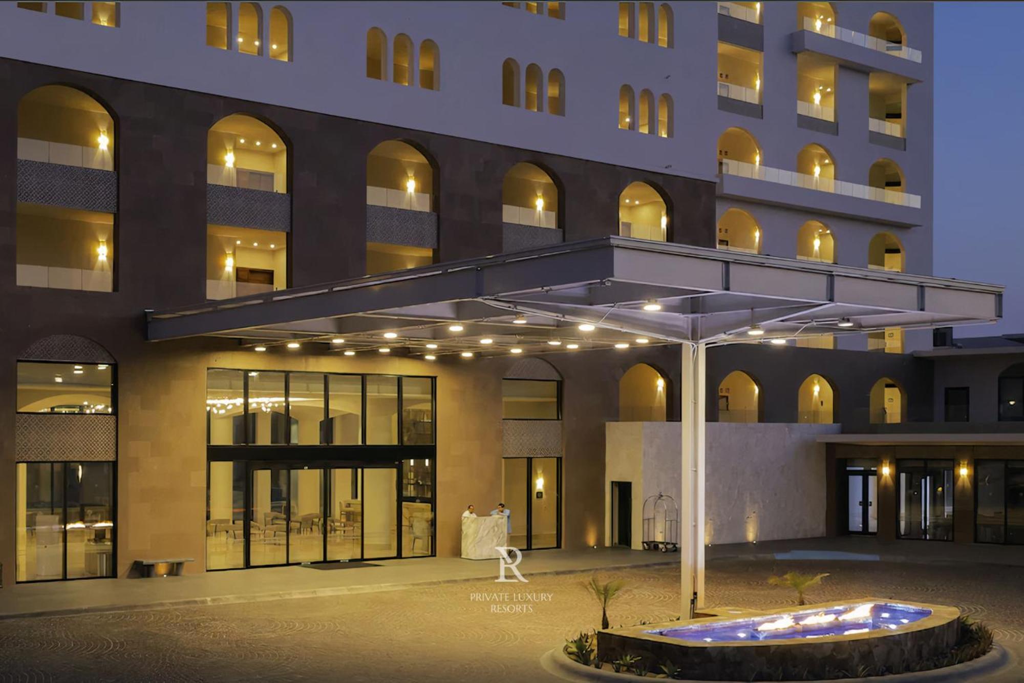 Two Bedroom Ocean-front - La Valencia Resort *