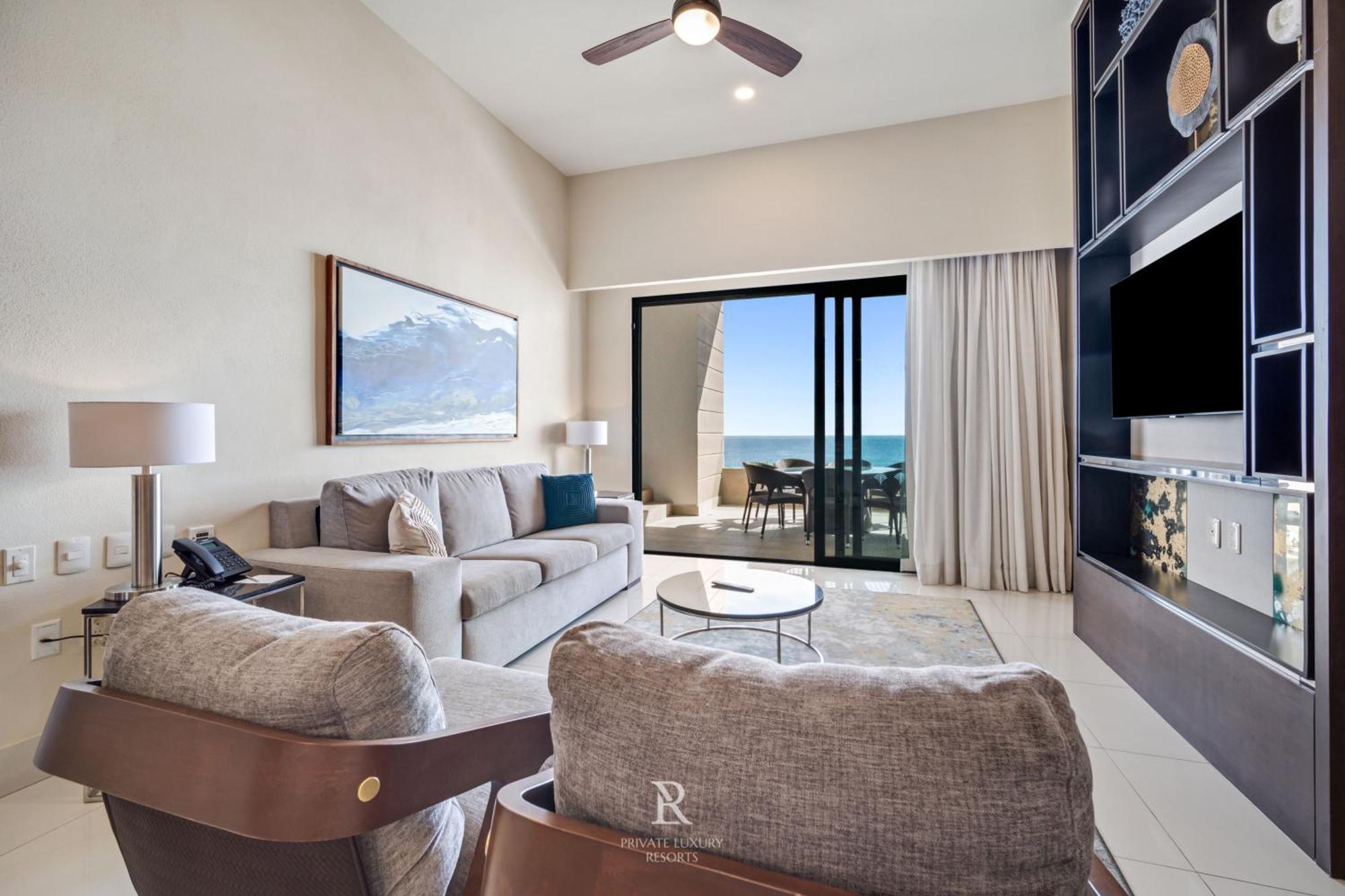 Resort Two Bedroom Ocean-front - La Valencia
