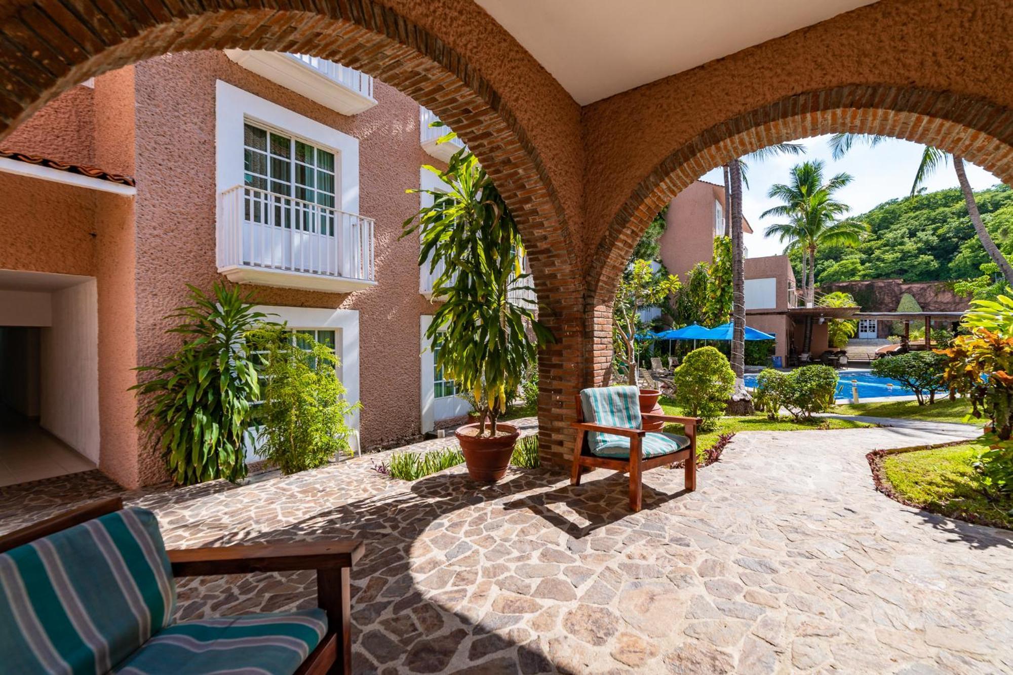 Hotel Castillo Huatulco & Club