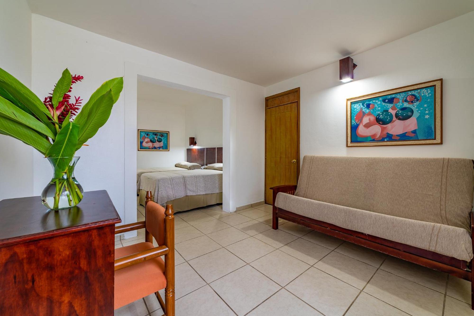Castillo Huatulco & Club Hotel