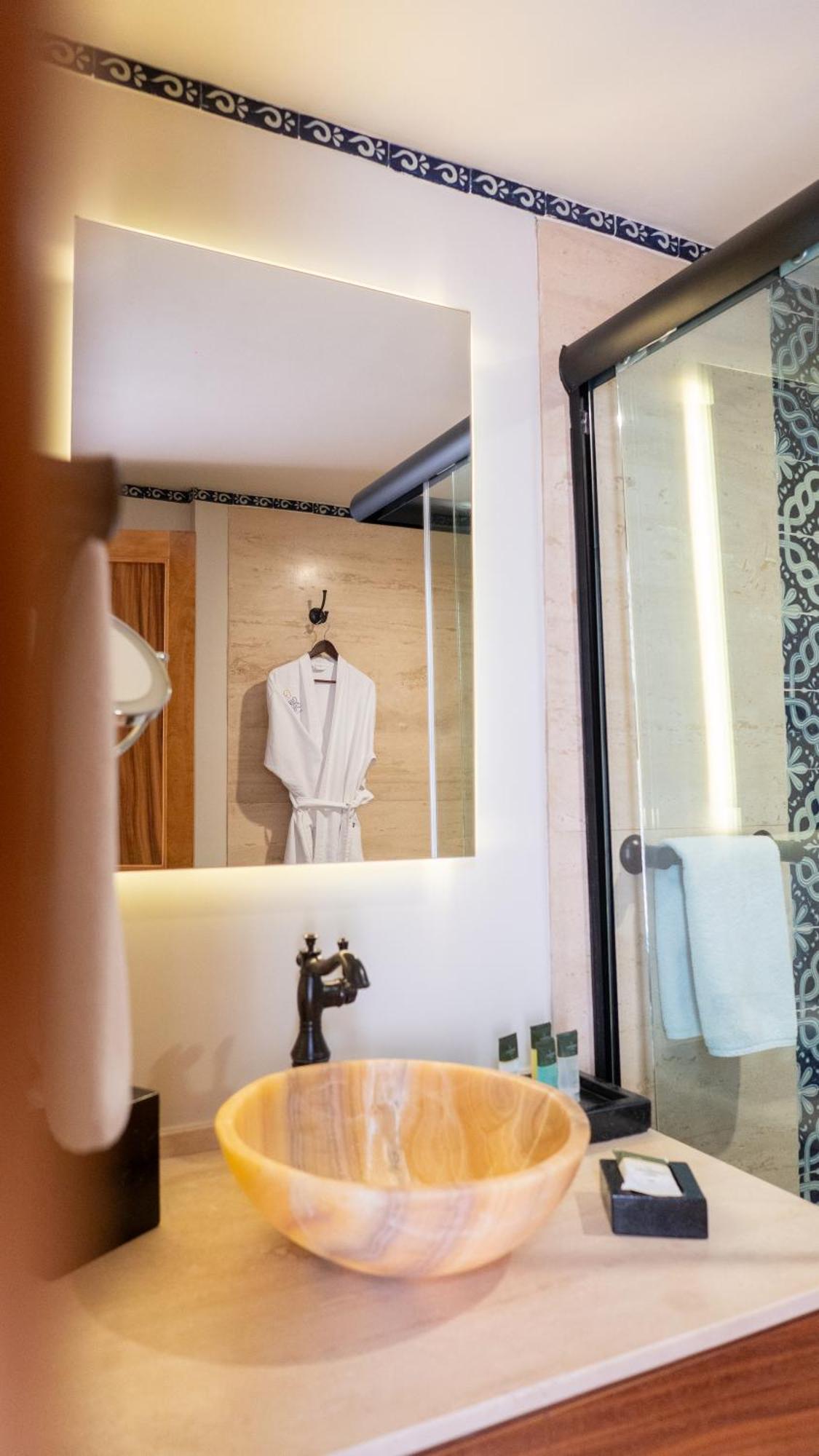 Hotel Casa Azulai Boutique