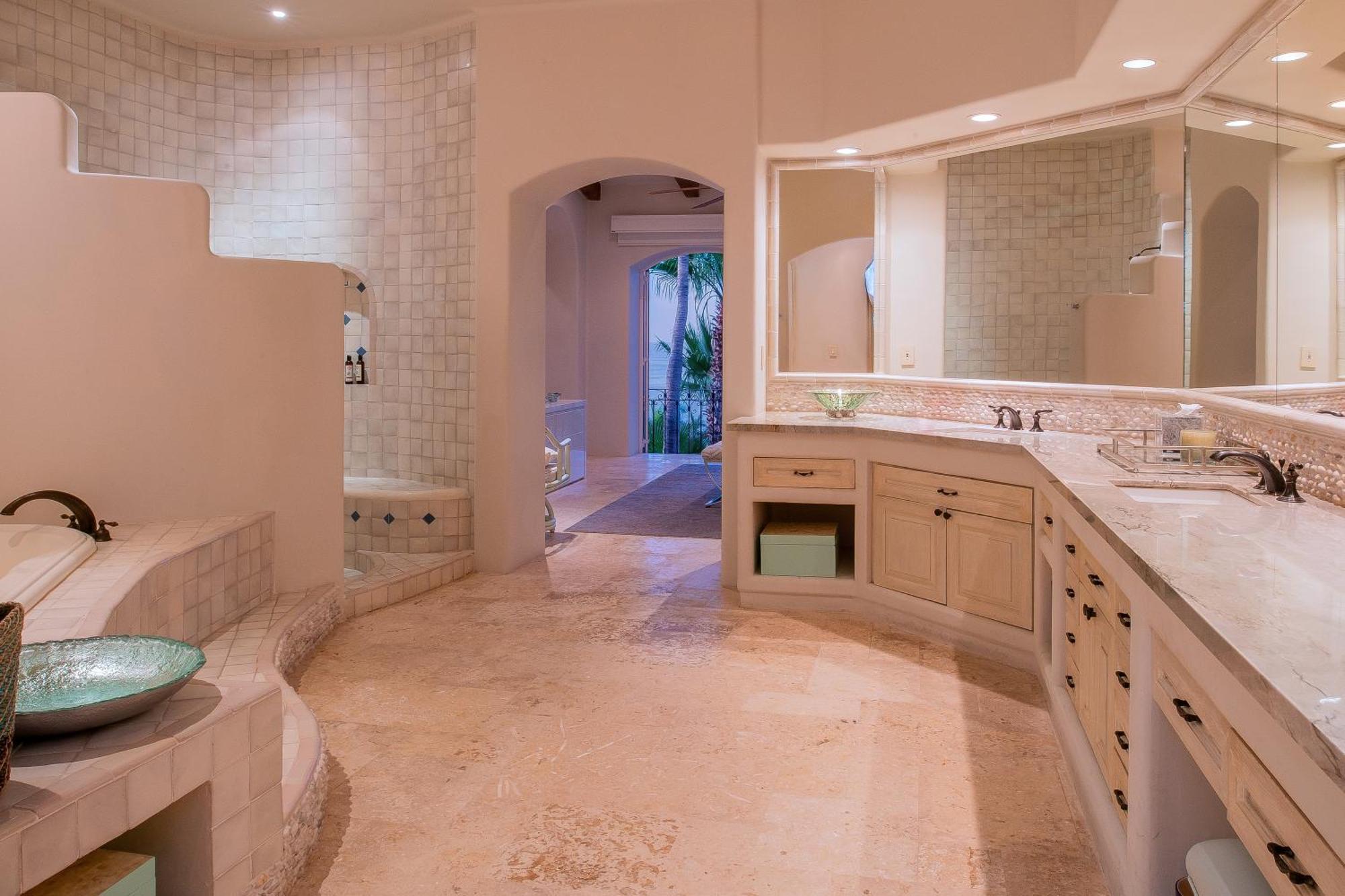Villa Beautiful 3 Bd With Staff And Steps From The In Del Mar Palmilla