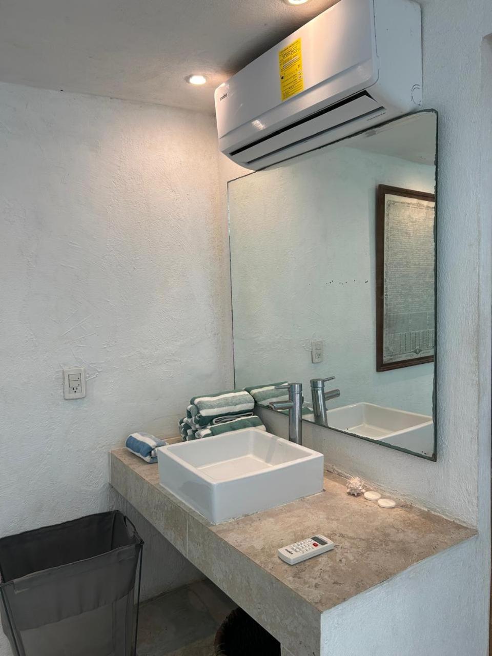 Apartment Acapulco, Gro Junto Al Mar