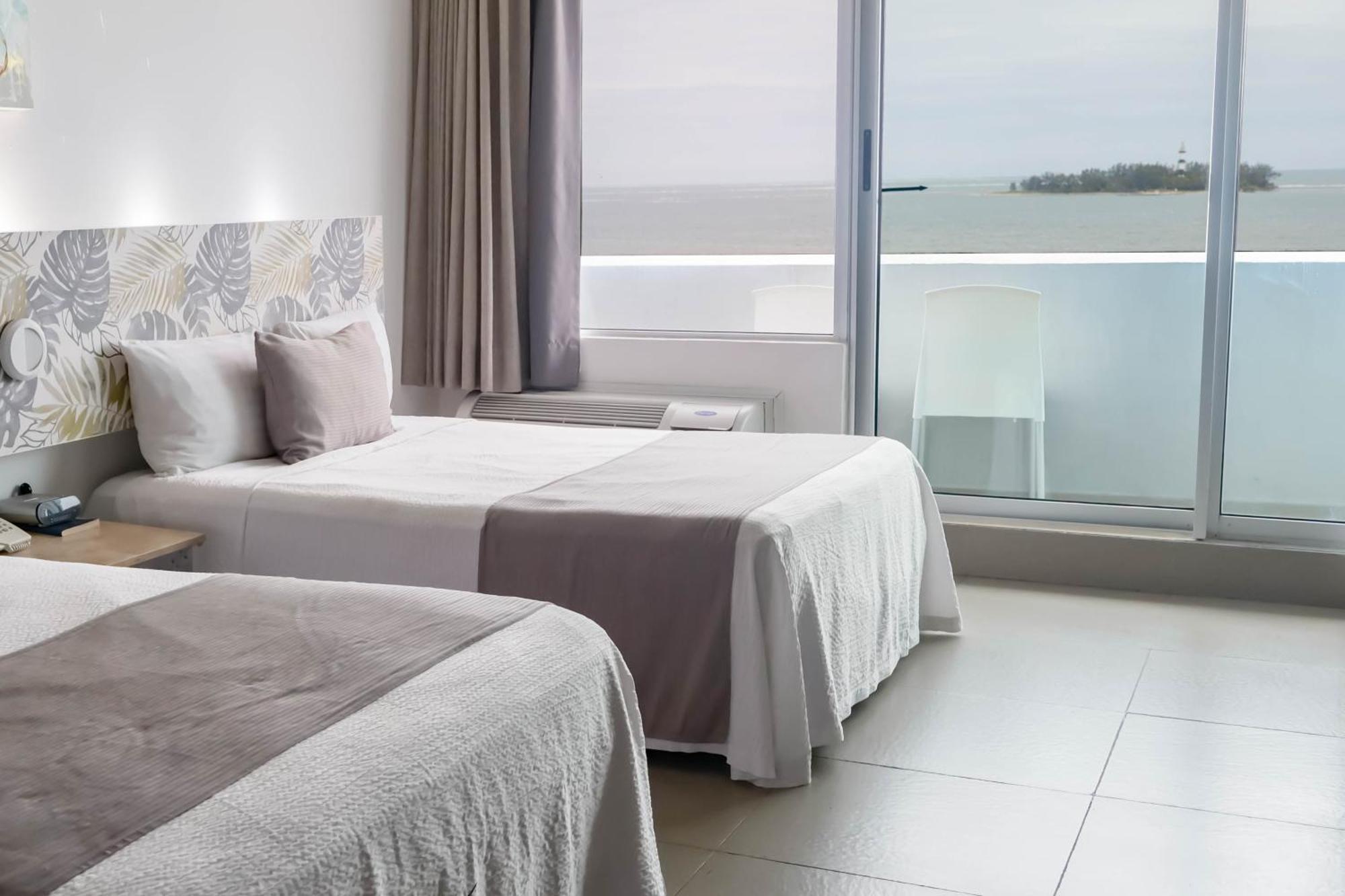 Punta Azul Hotel