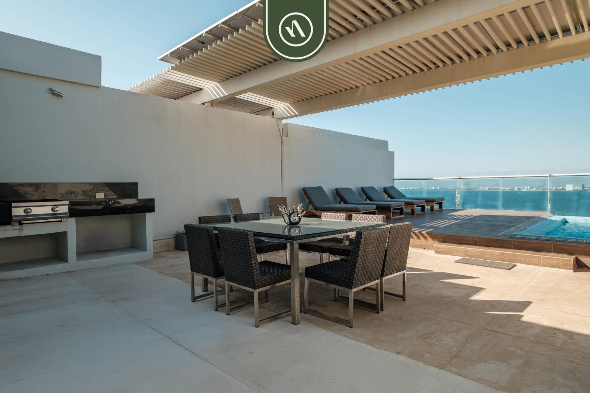 Apartment Oceanview 3 Bedroom Penthouse With Private Terrace - Bbq Puerto Vallarta