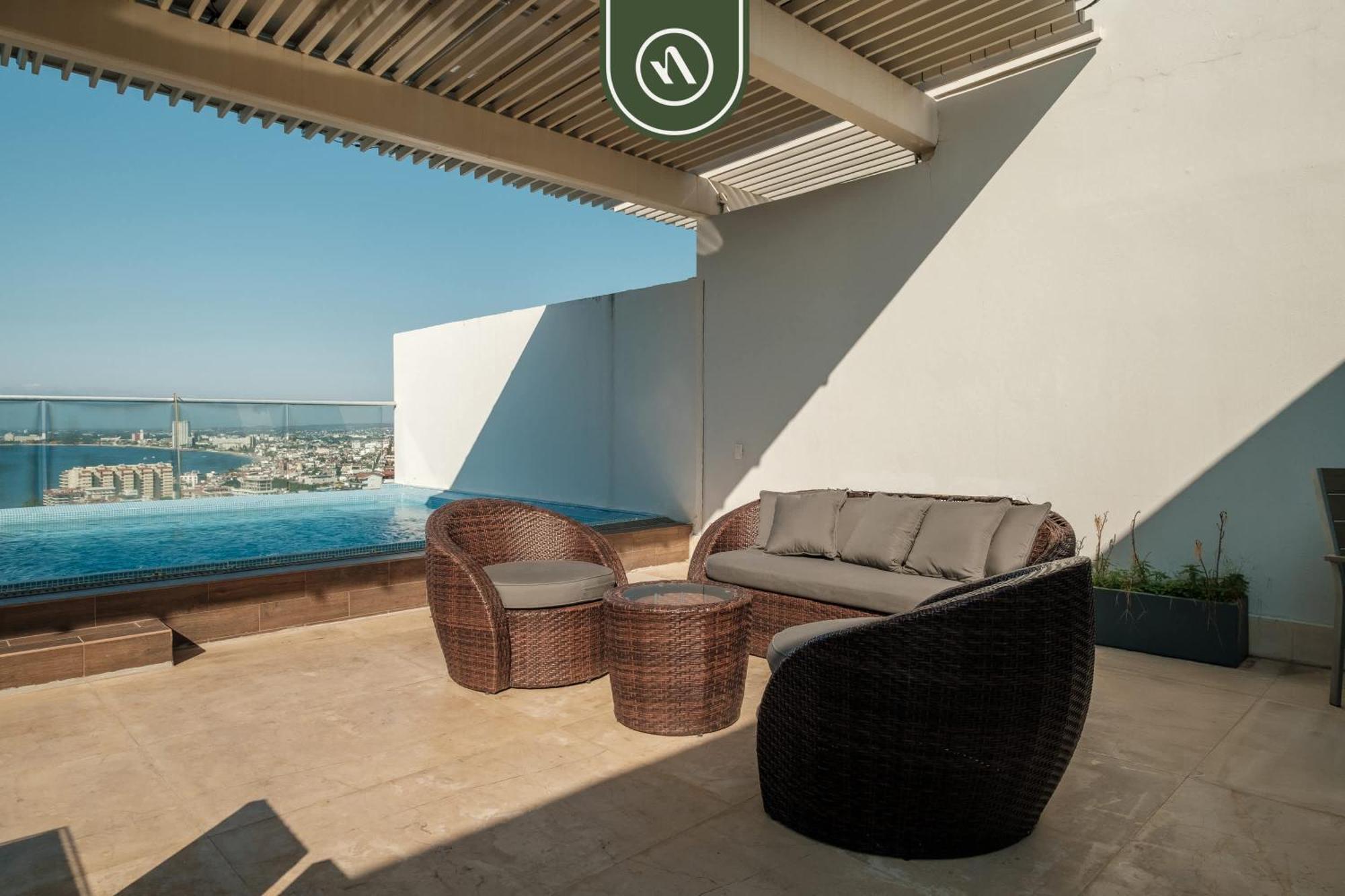 Oceanview 3 Bedroom Penthouse With Private Terrace - Bbq