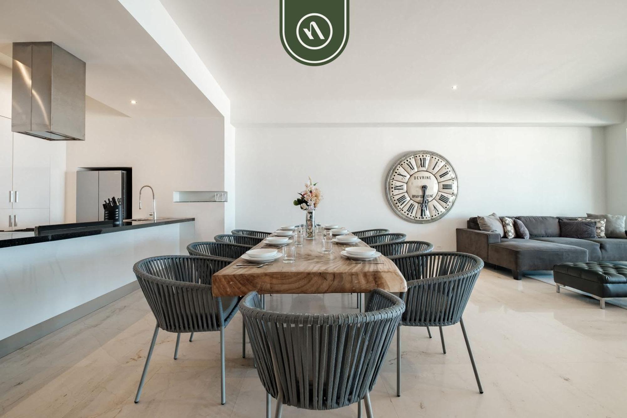 Oceanview 3 Bedroom Penthouse With Private Terrace - Bbq Apartment
