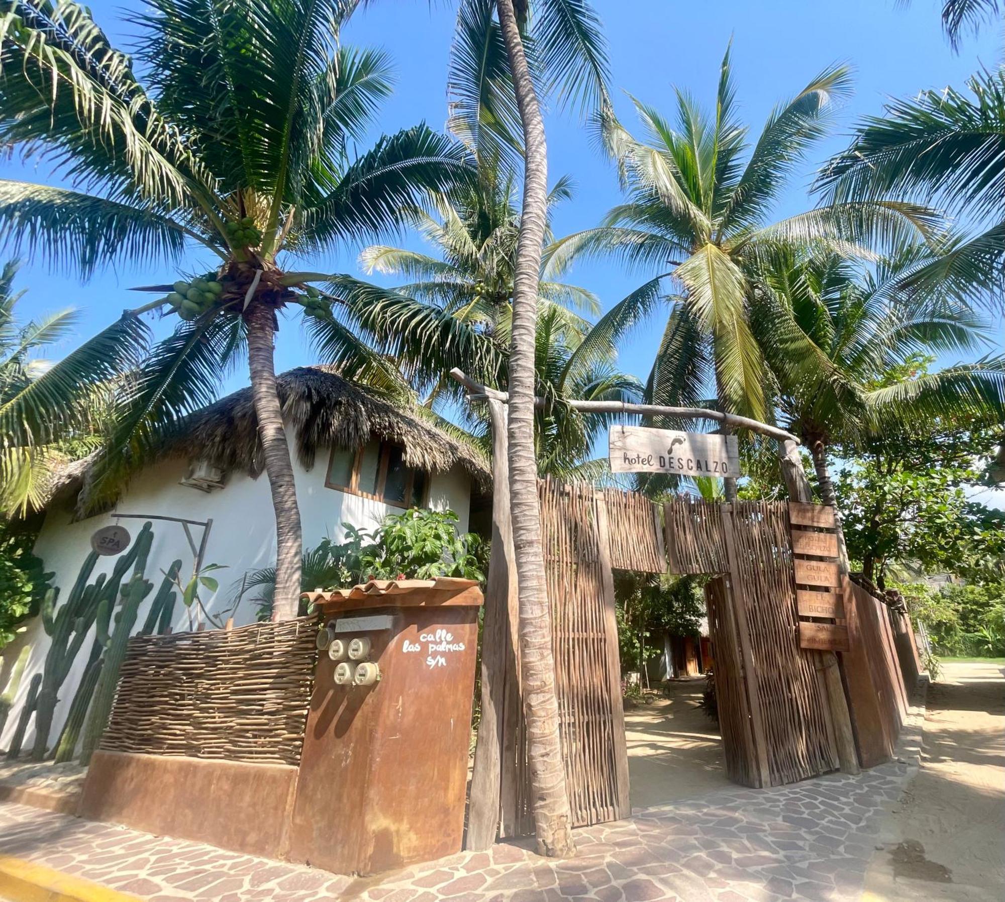 Descalzo 2* Zipolite