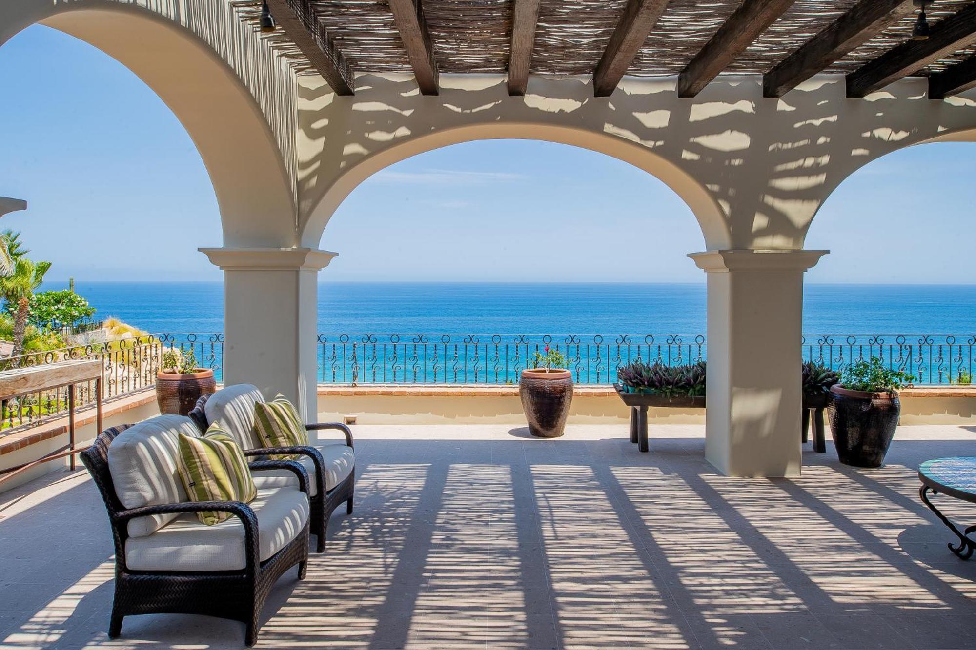 Villa Del Mar Fully Staffed And Access To Golf & Palmilla Dunes Club