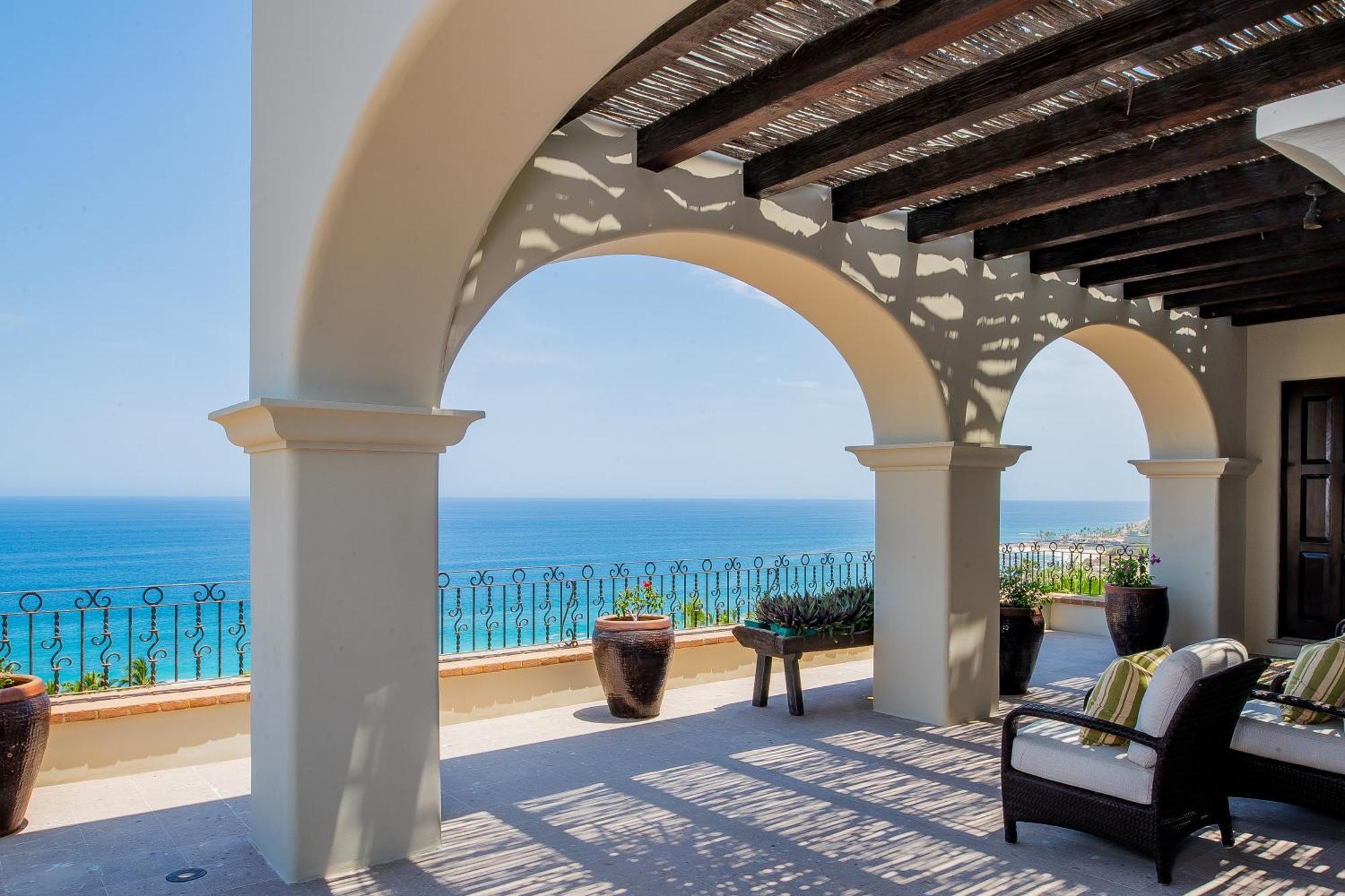 Del Mar Fully Staffed And Access To Golf & Palmilla Dunes Club Villa *