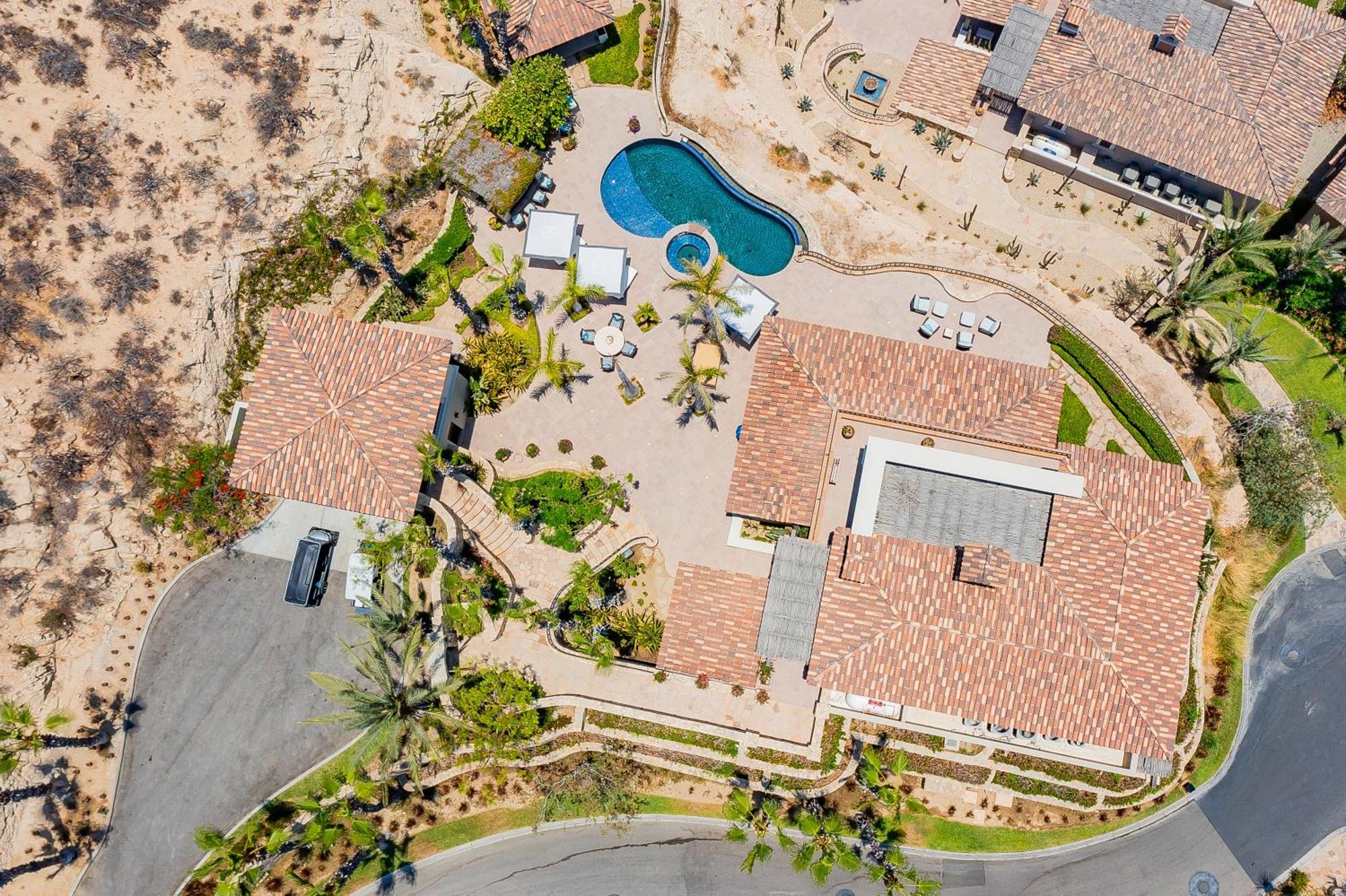 Villa Del Mar Fully Staffed And Access To Golf & Palmilla Dunes Club
