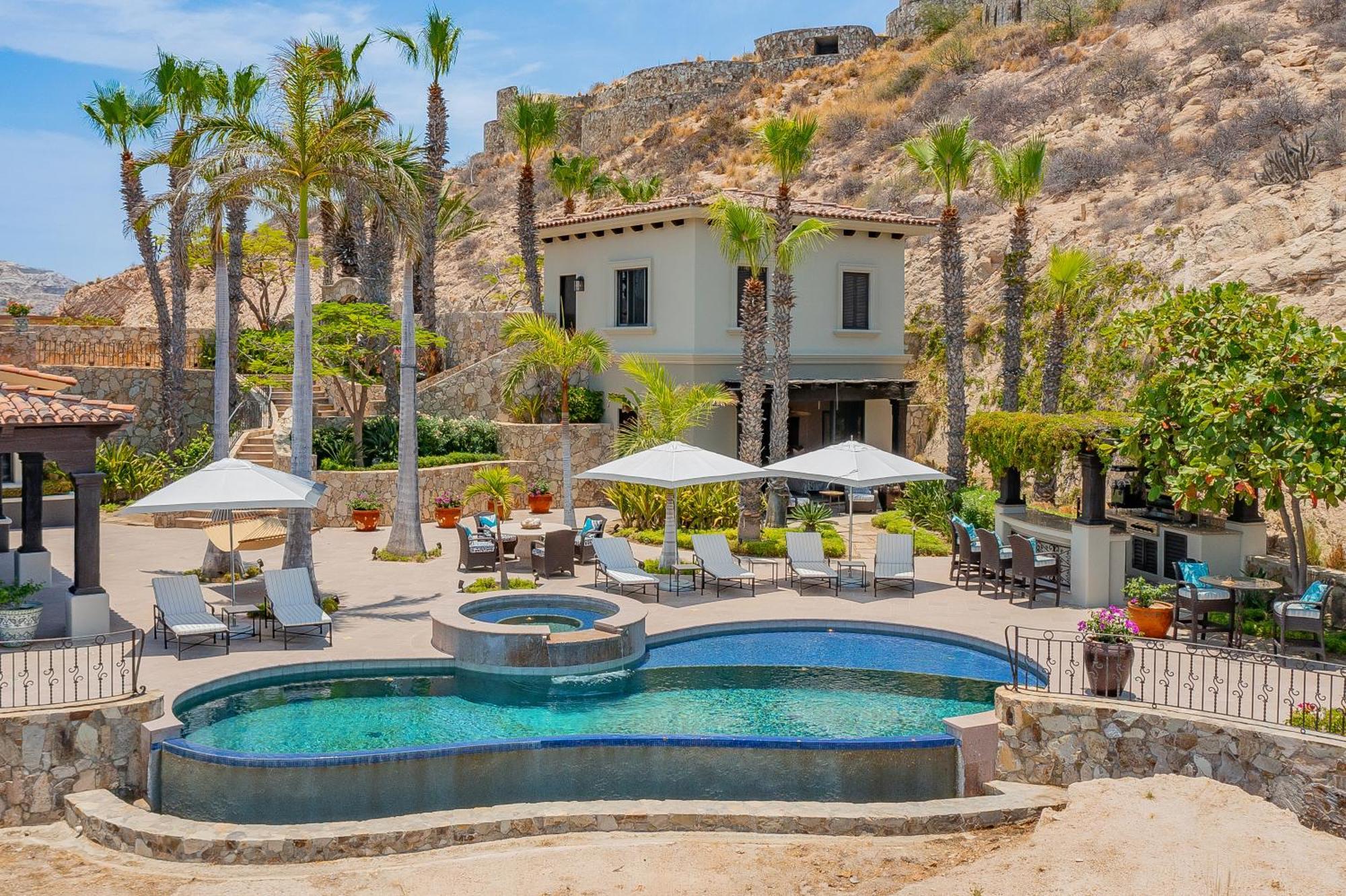Villa Del Mar Fully Staffed And Access To Golf & Palmilla Dunes Club *