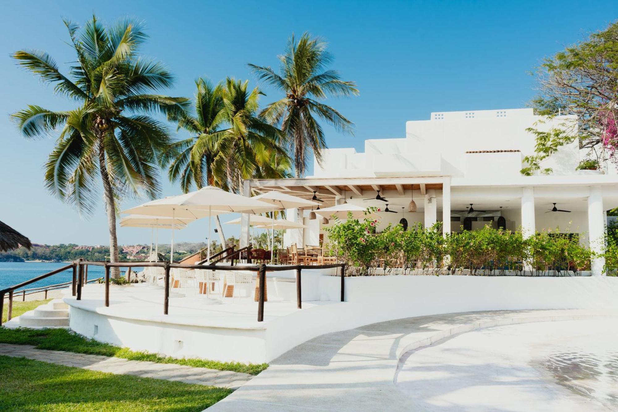 Camino Real Zaashila Huatulco Hotel