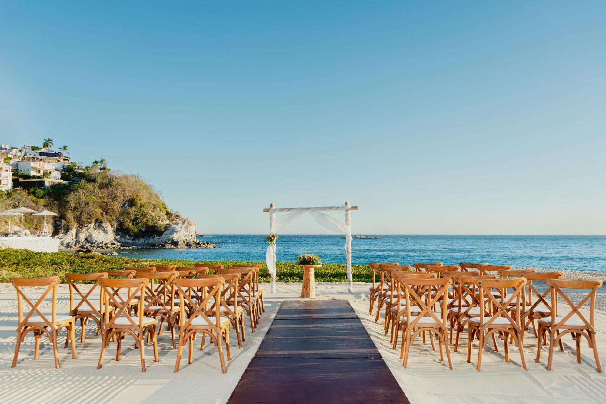 Camino Real Zaashila Huatulco 5*
