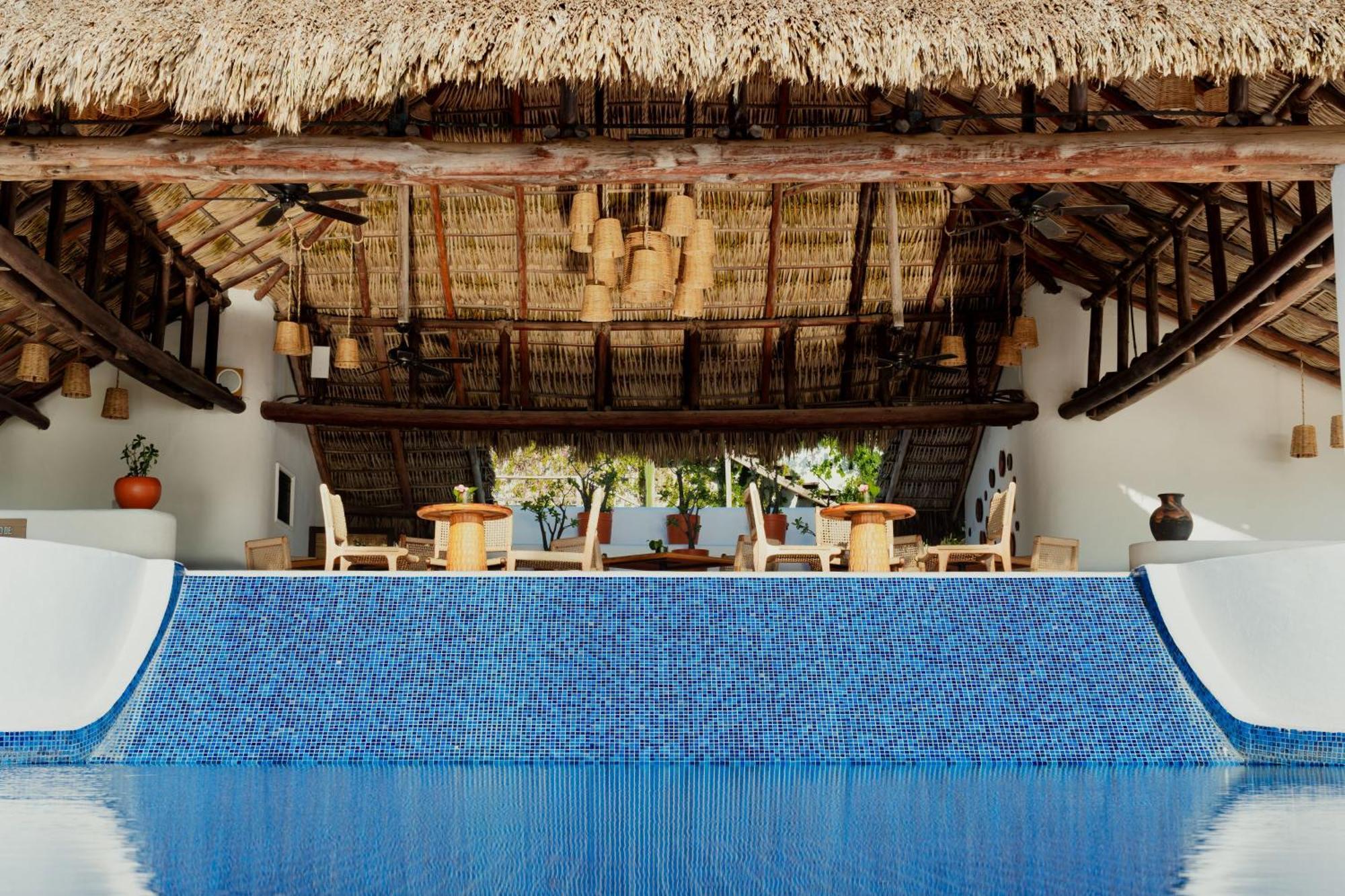 Camino Real Zaashila Huatulco Hotel