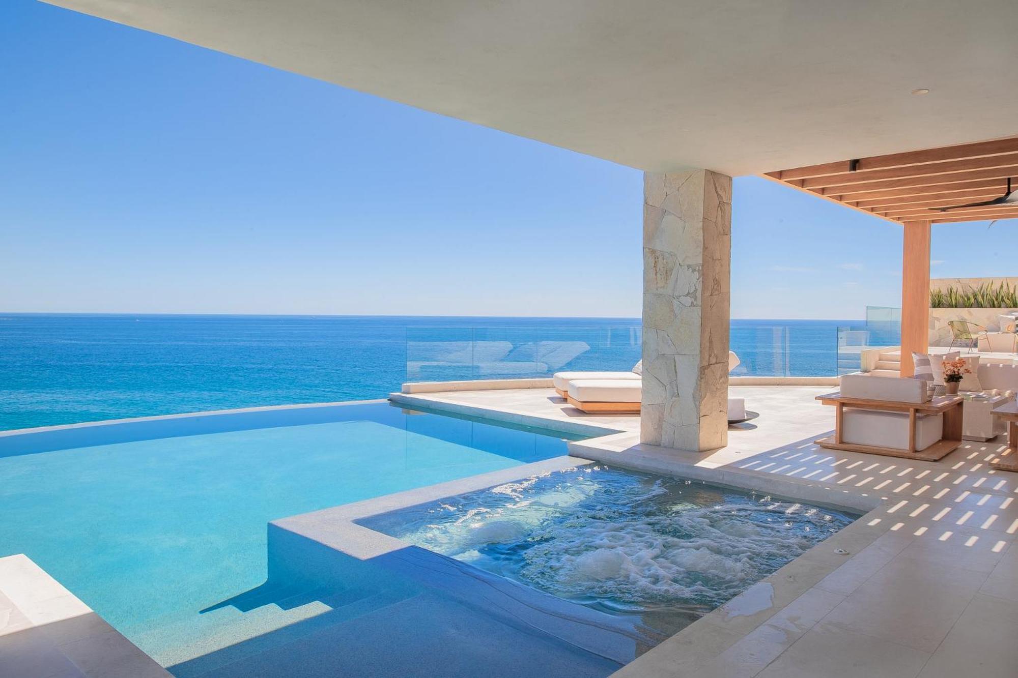 New Stunning Villa, Full Staff, Gym And Has Its Own Private Swimmable San Jose del Cabo