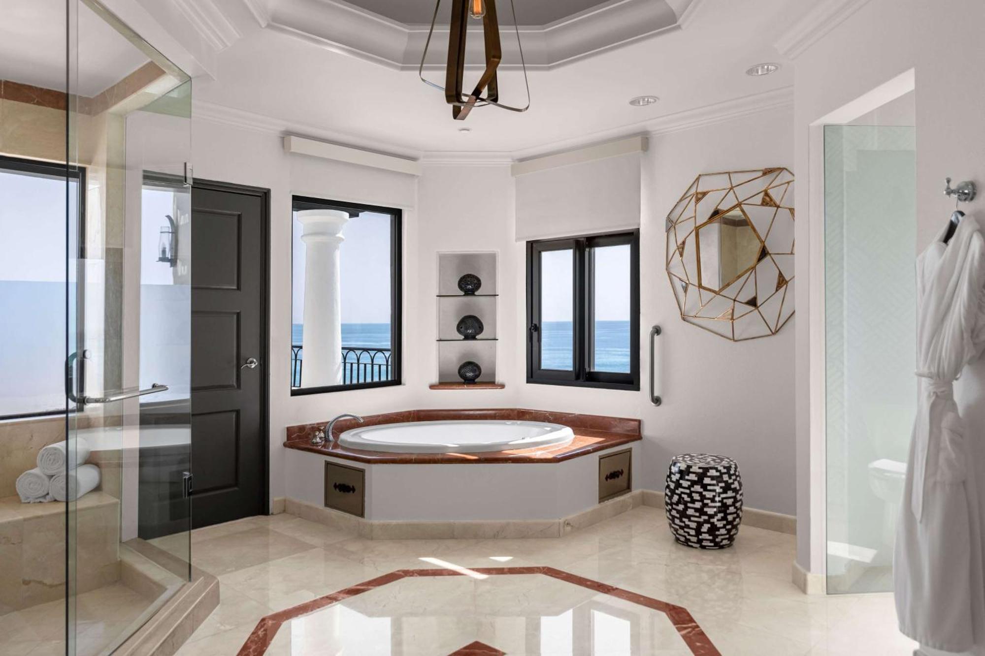 Hilton Cabos Resort 5*