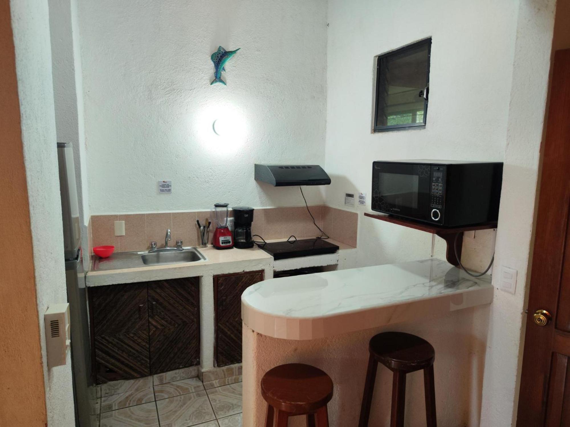 J.b. Hotel Zihuatanejo