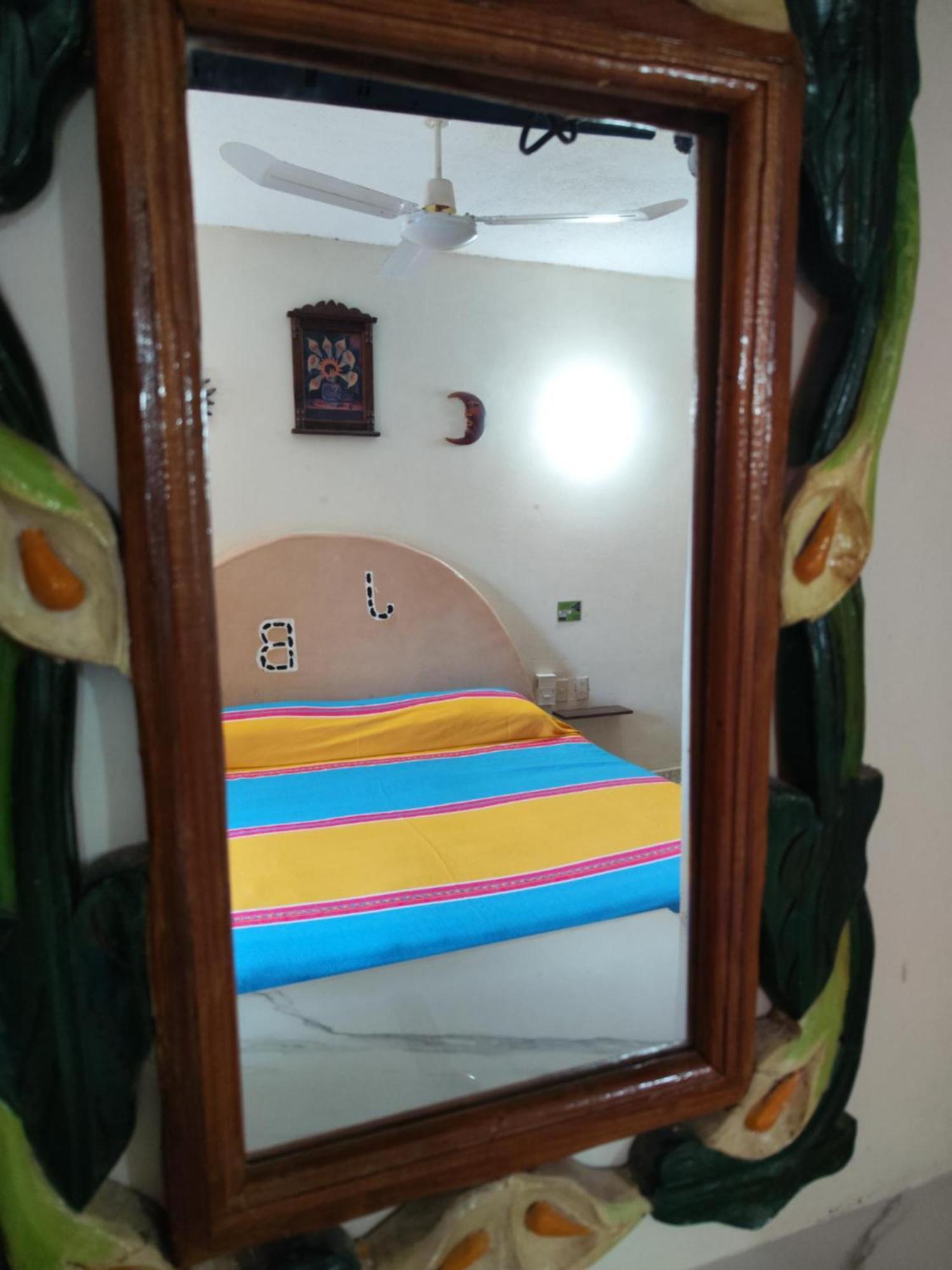 J.b. Hotel Zihuatanejo