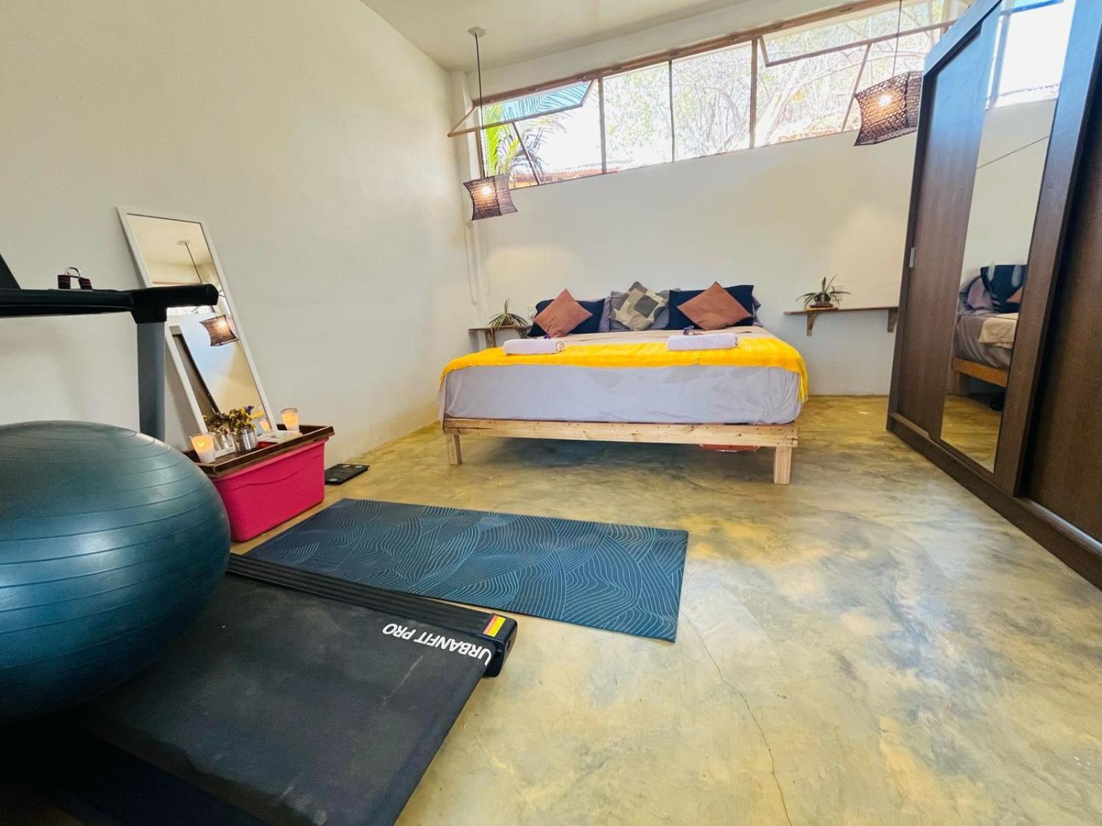 Bajo Estrellas Eco Glamping Luxury tent