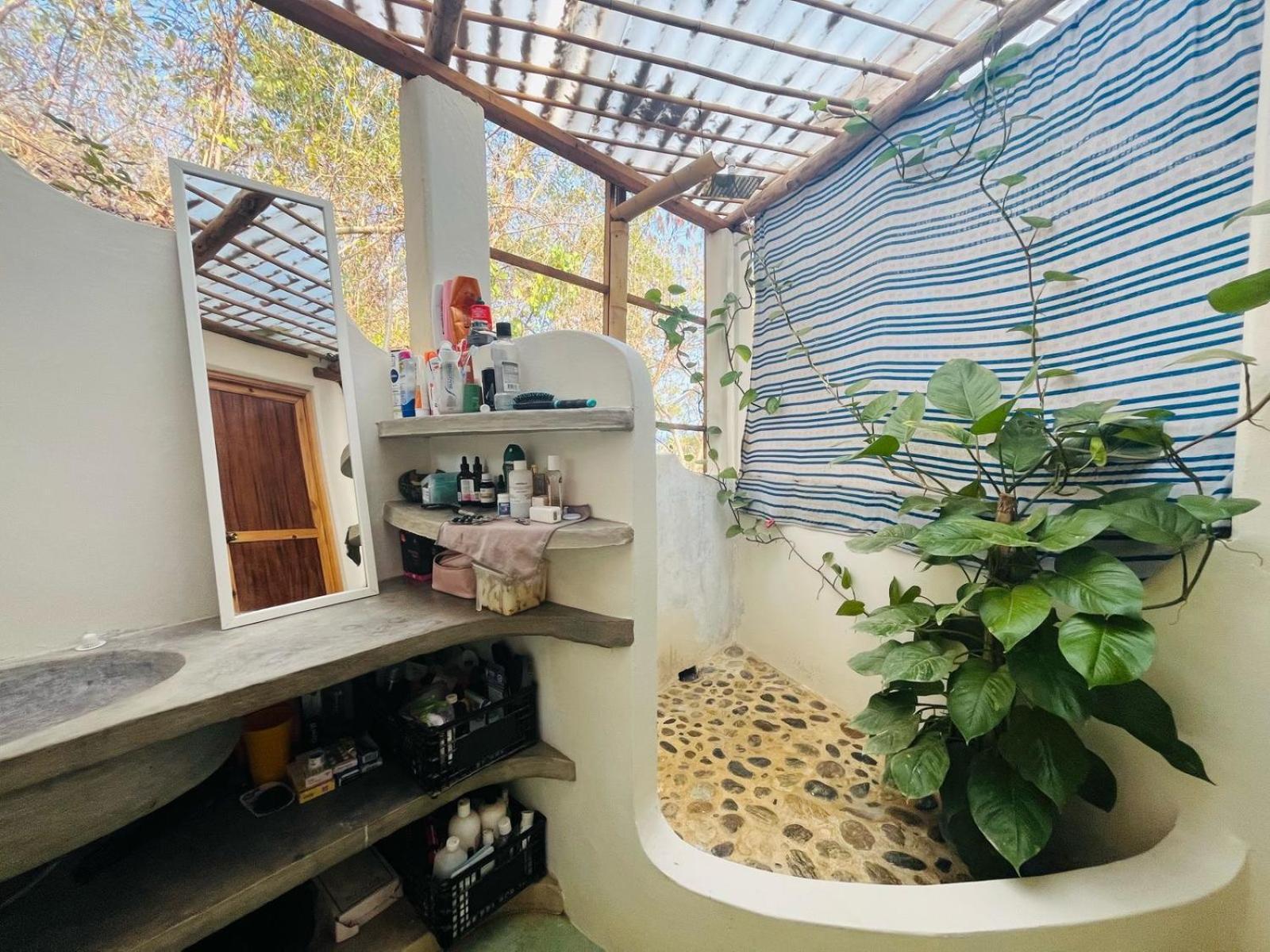Bajo Estrellas Eco Glamping Luxury tent