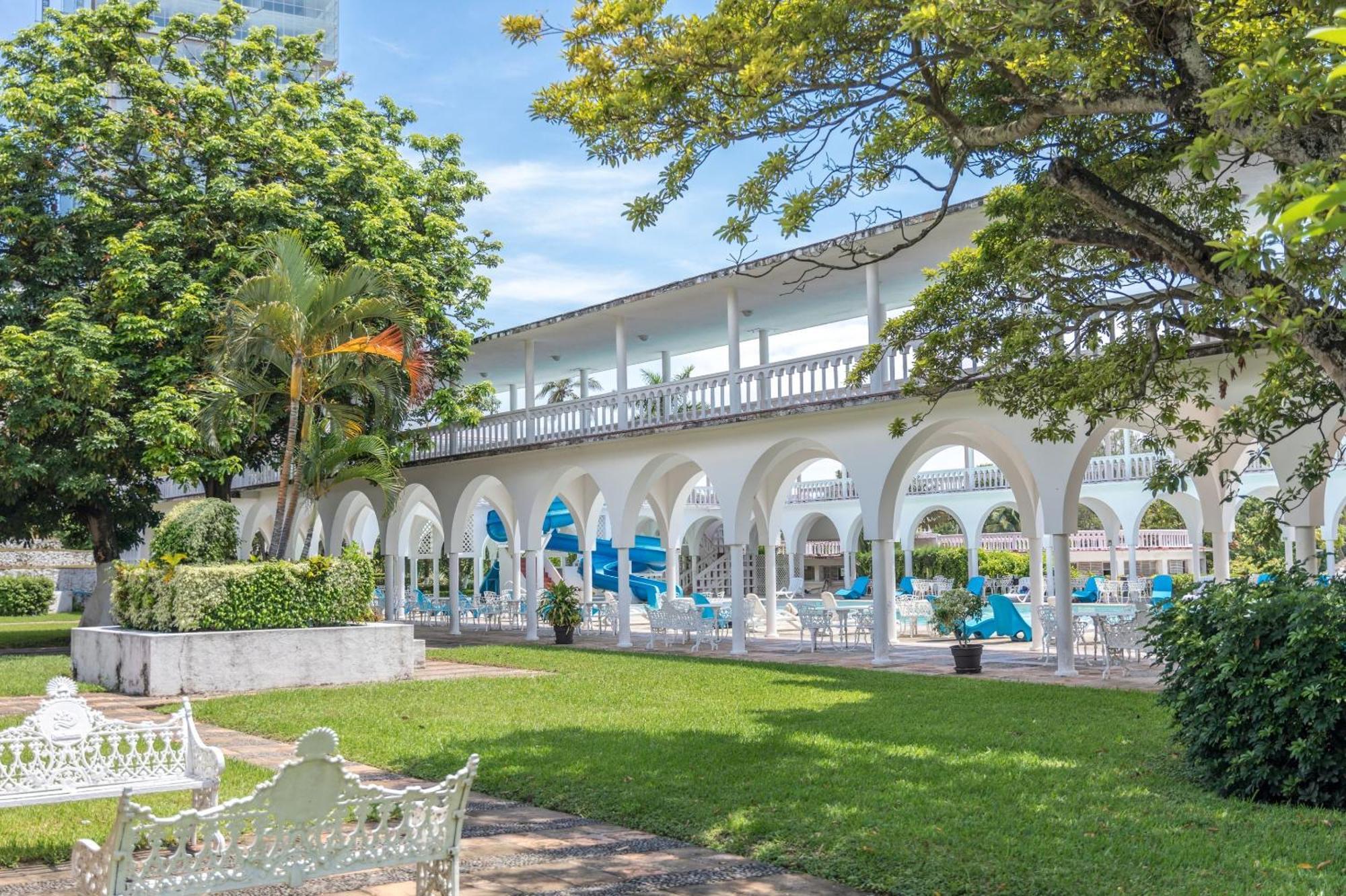 Collection O Mocambo, Boca Del Rio