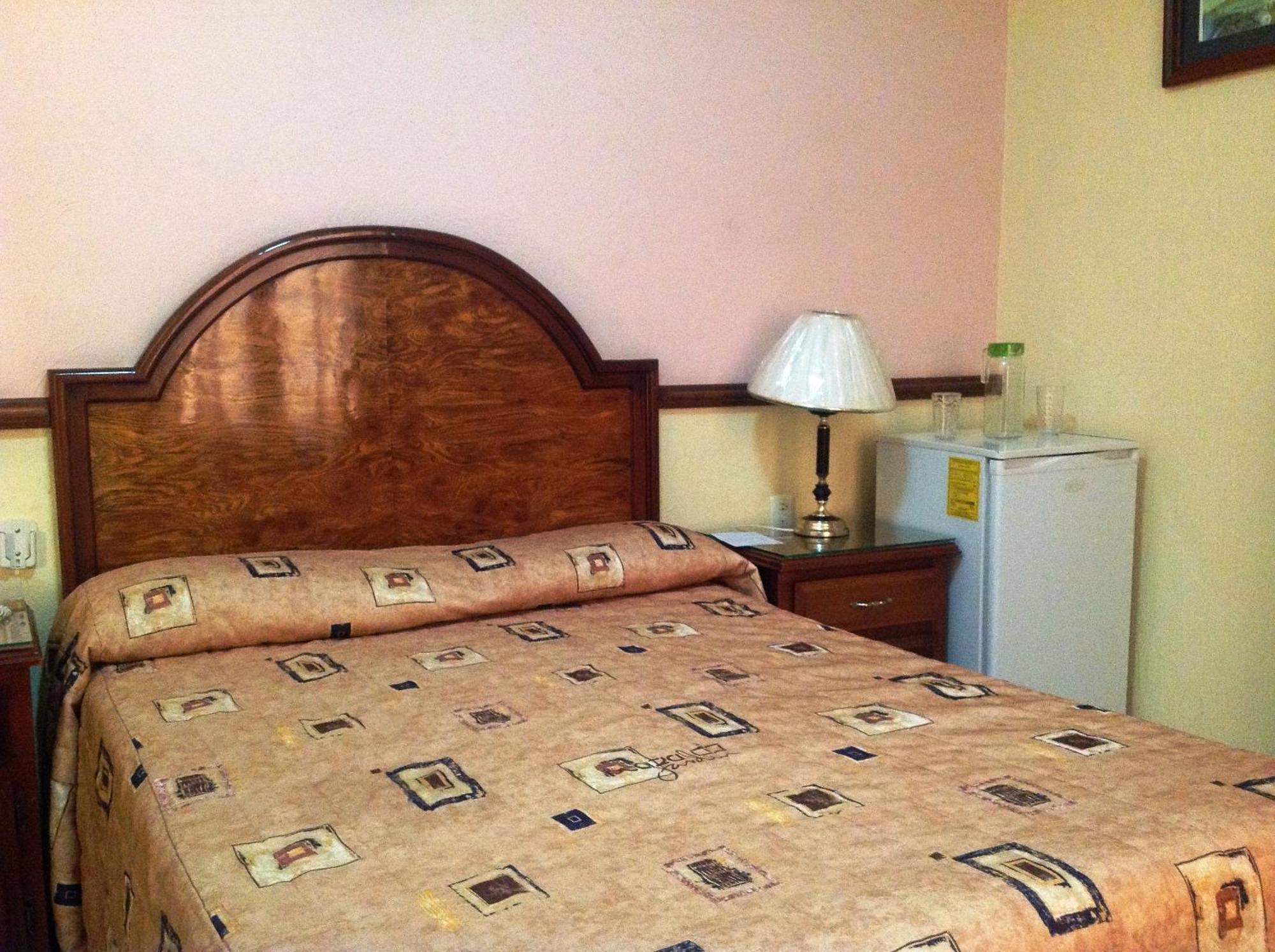 Hotel Plaza Jardin