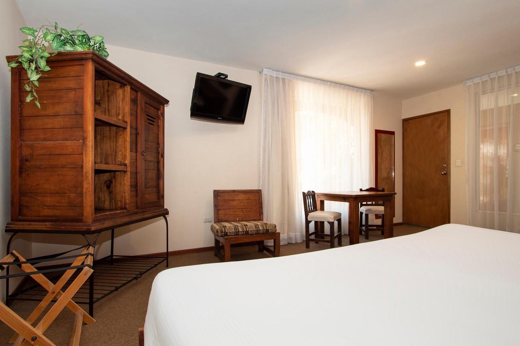 Hotel Capital O La Huerta Golf &