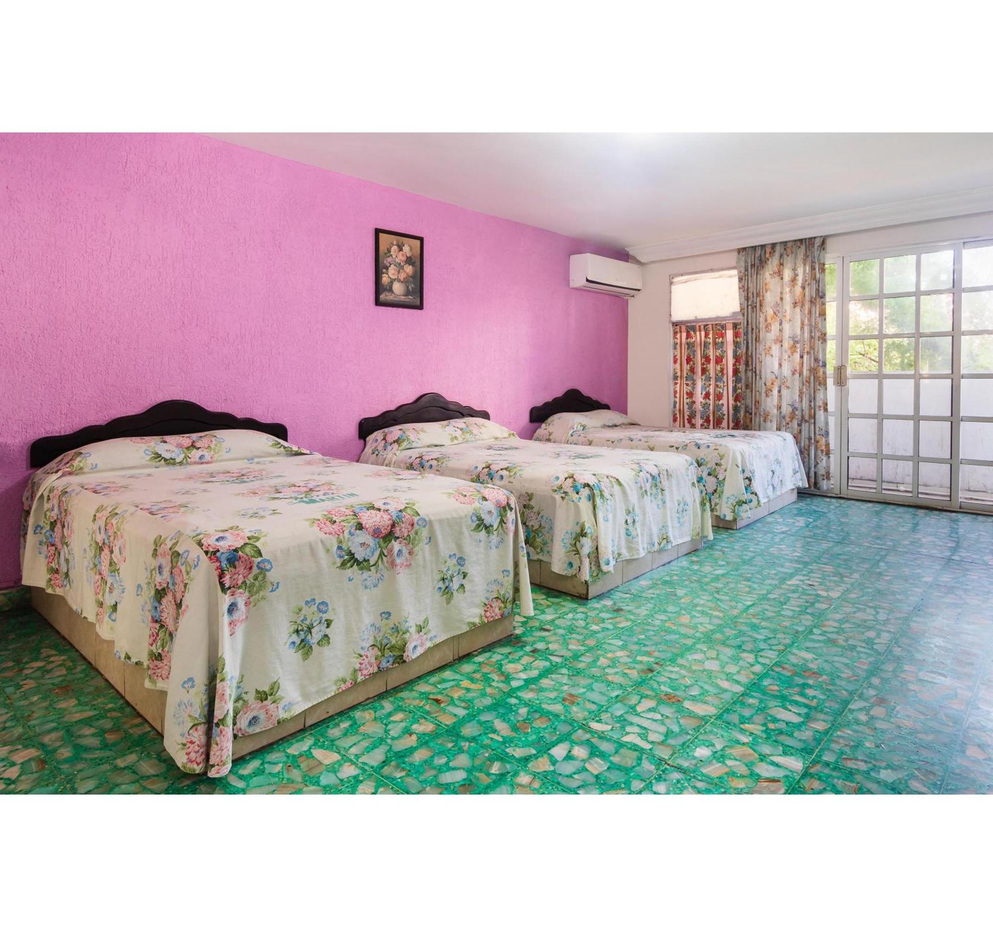 Hotel Oyo San Martin 2*
