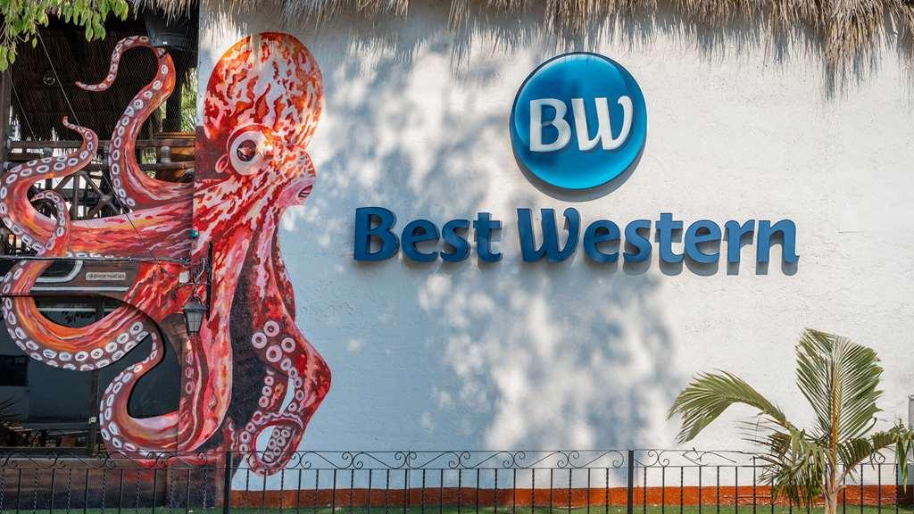 Western Chahue Santa Cruz Huatulco