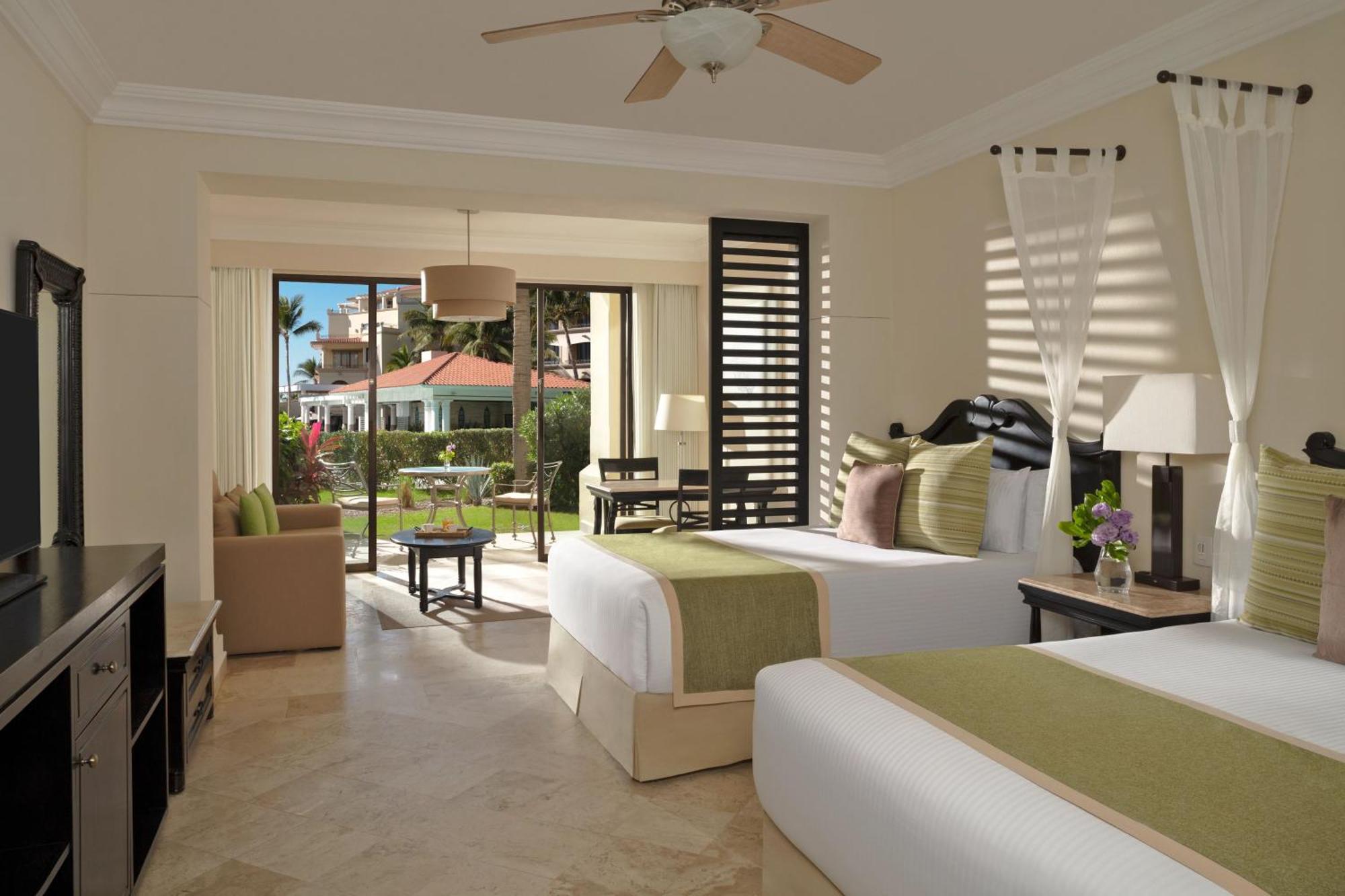 Resort Dreams Cabos Golf &