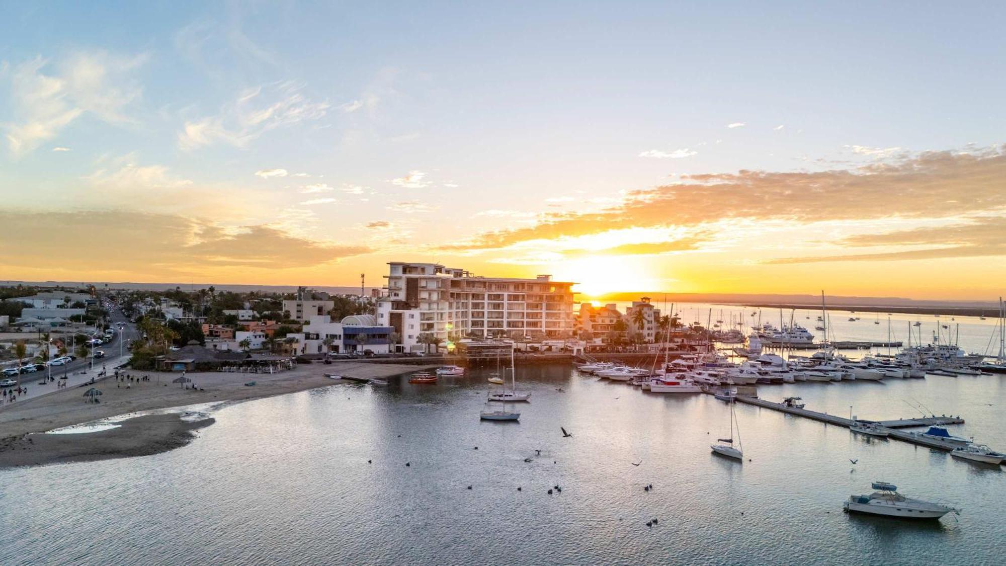 Live Aqua Private Residences * La Paz