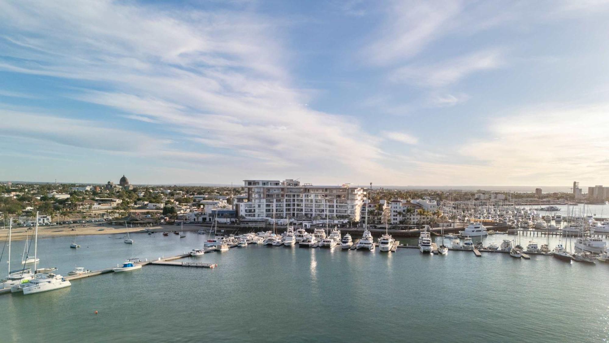 Live Aqua Private Residences Apartment *